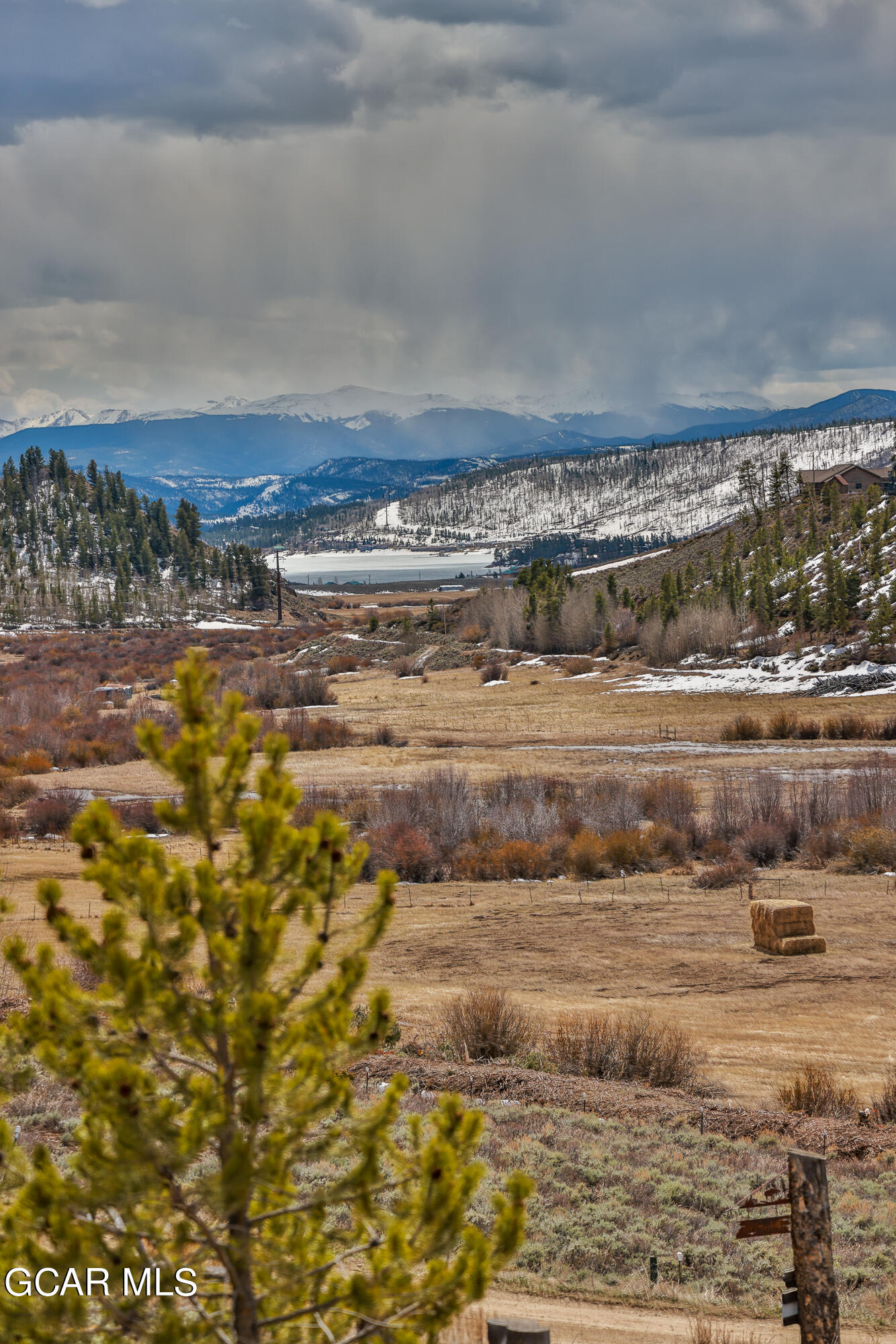 661 GCR 452 Grand Lake CO 80447