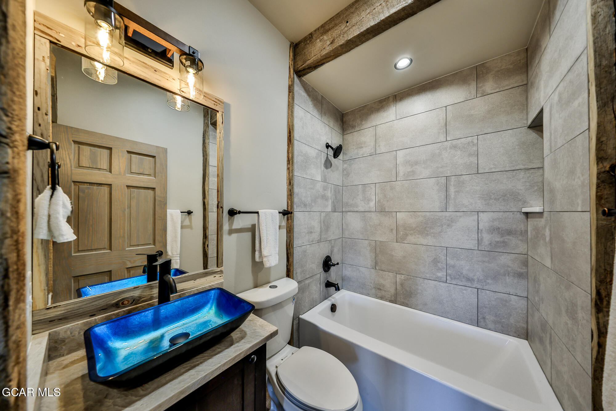 128 GCR 4034 Grand Lake CO 80447