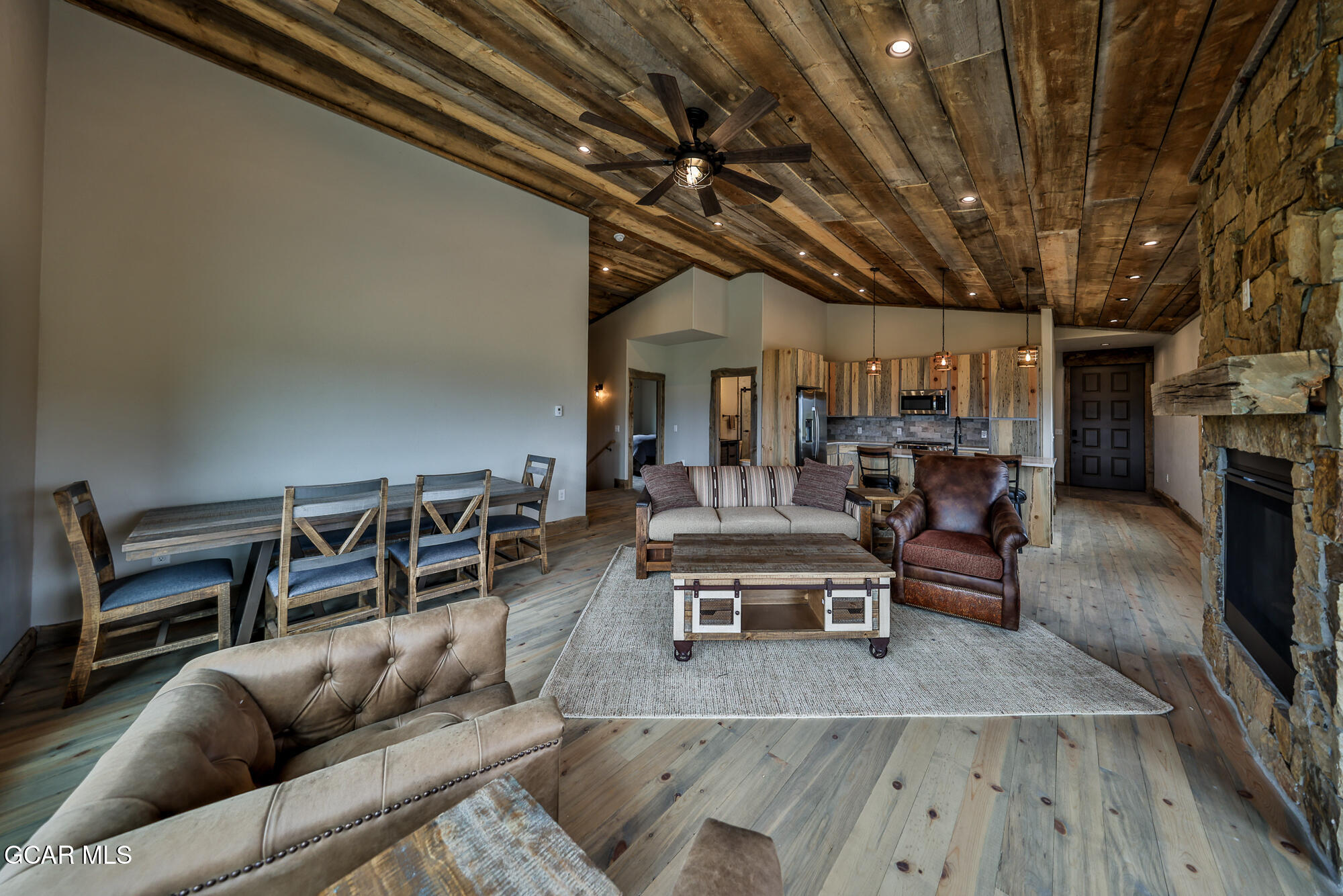 128 GCR 4034 Grand Lake CO 80447