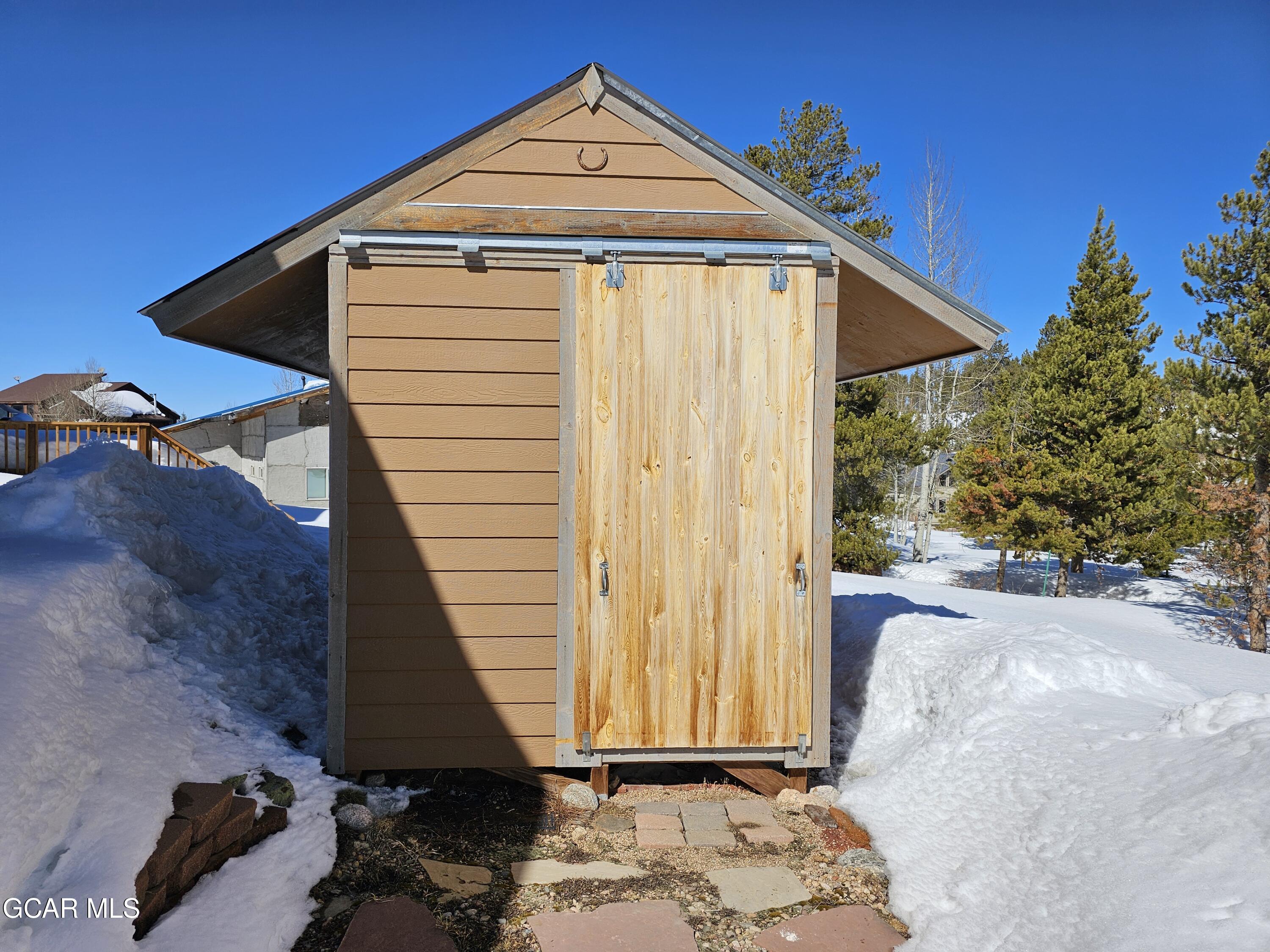 861 Mink Lane Fraser CO 80442