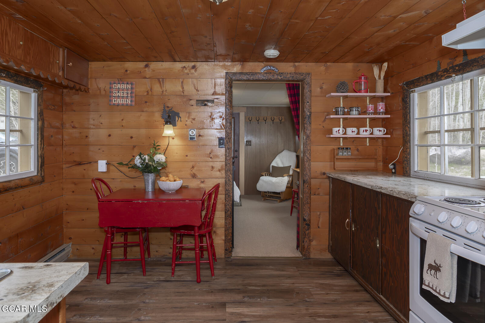 98 GCR 461 Grand Lake CO 80447