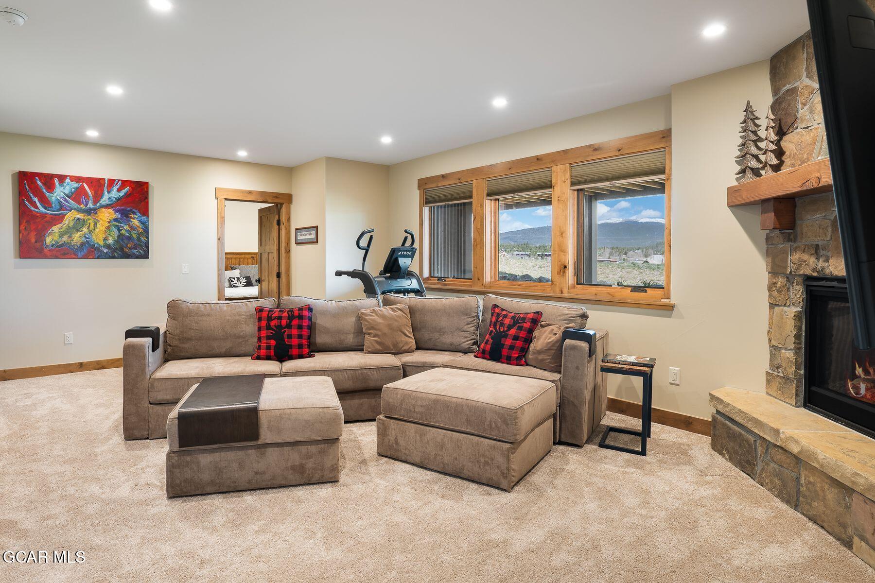 63 GCR 4038 Grand Lake CO 80447