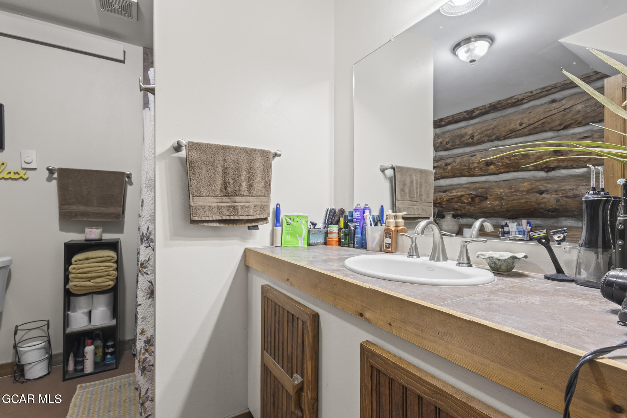 56 GCR 373 Parshall CO 80468