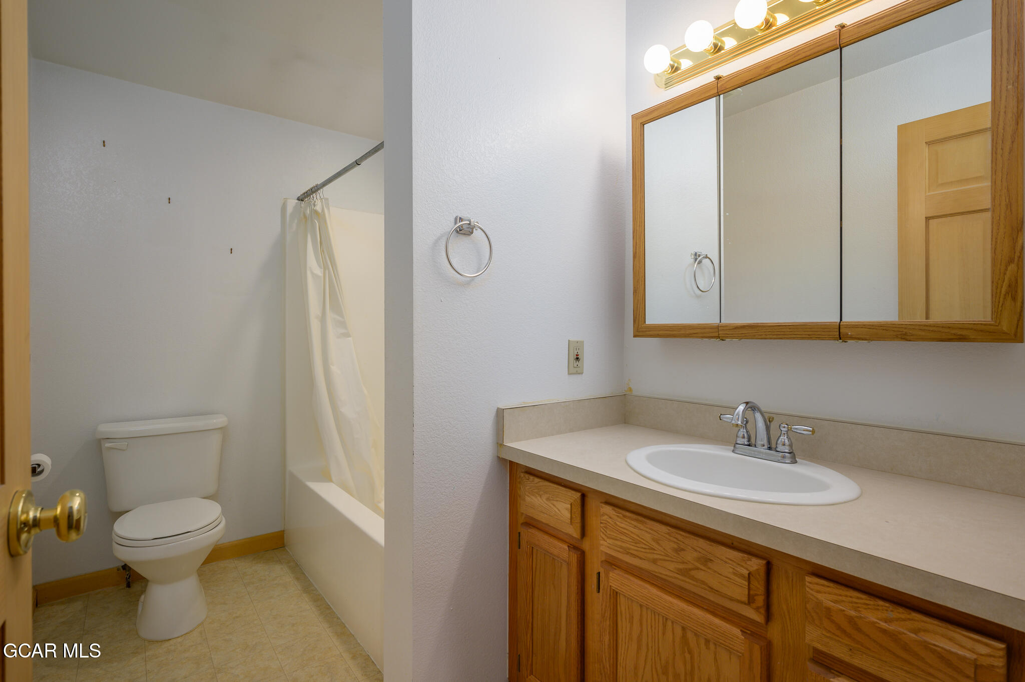 1528 GCR 2416 Kremmling CO 80459