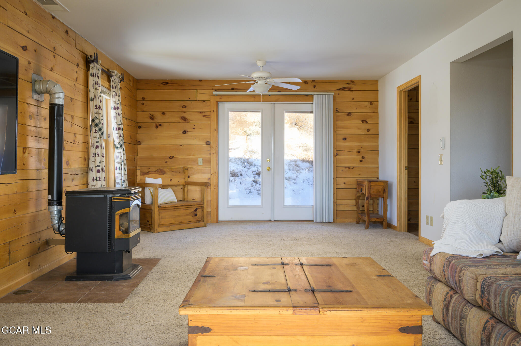 1528 GCR 2416 Kremmling CO 80459