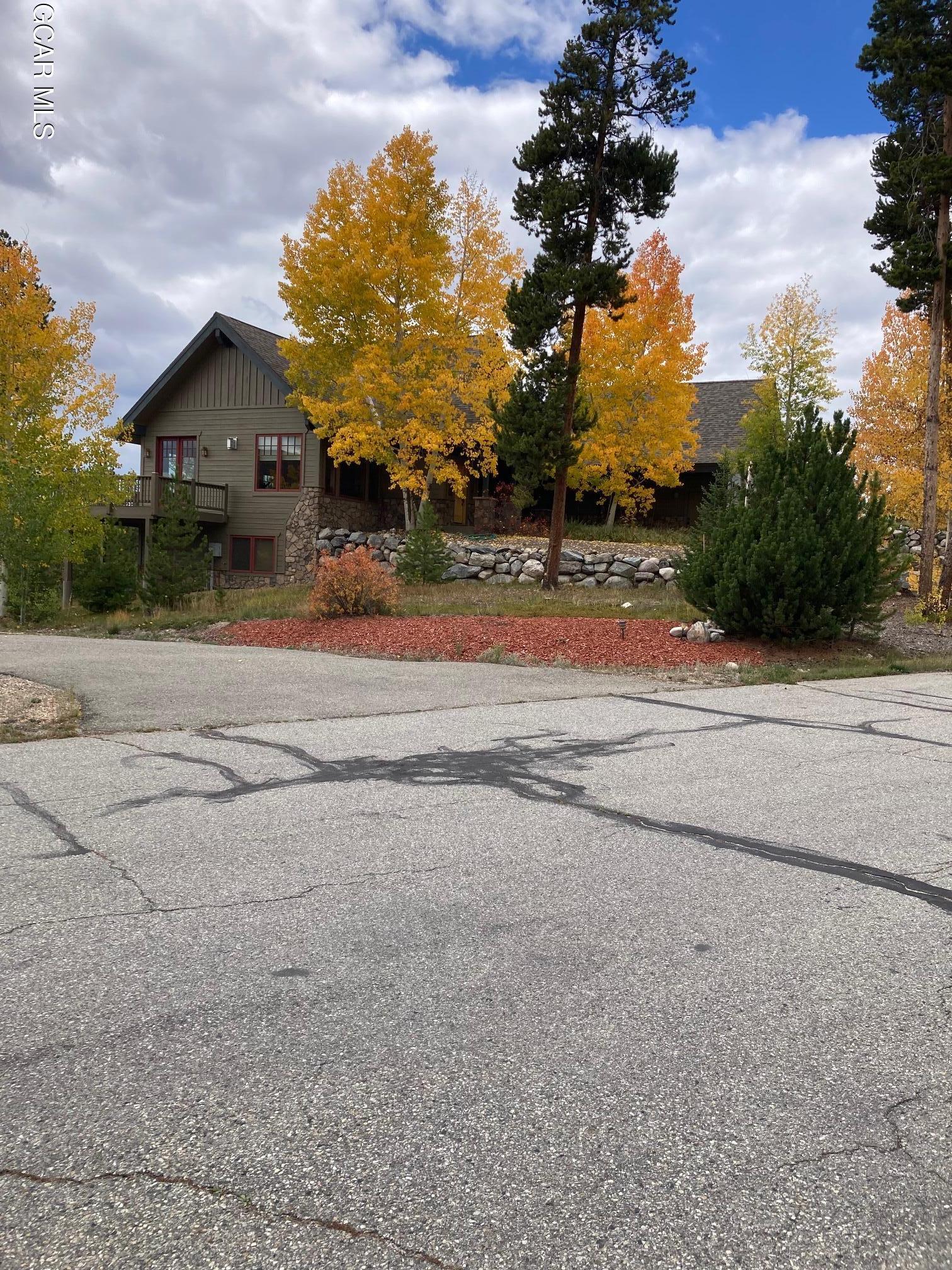 588 GCR 662 Grand Lake CO 80447