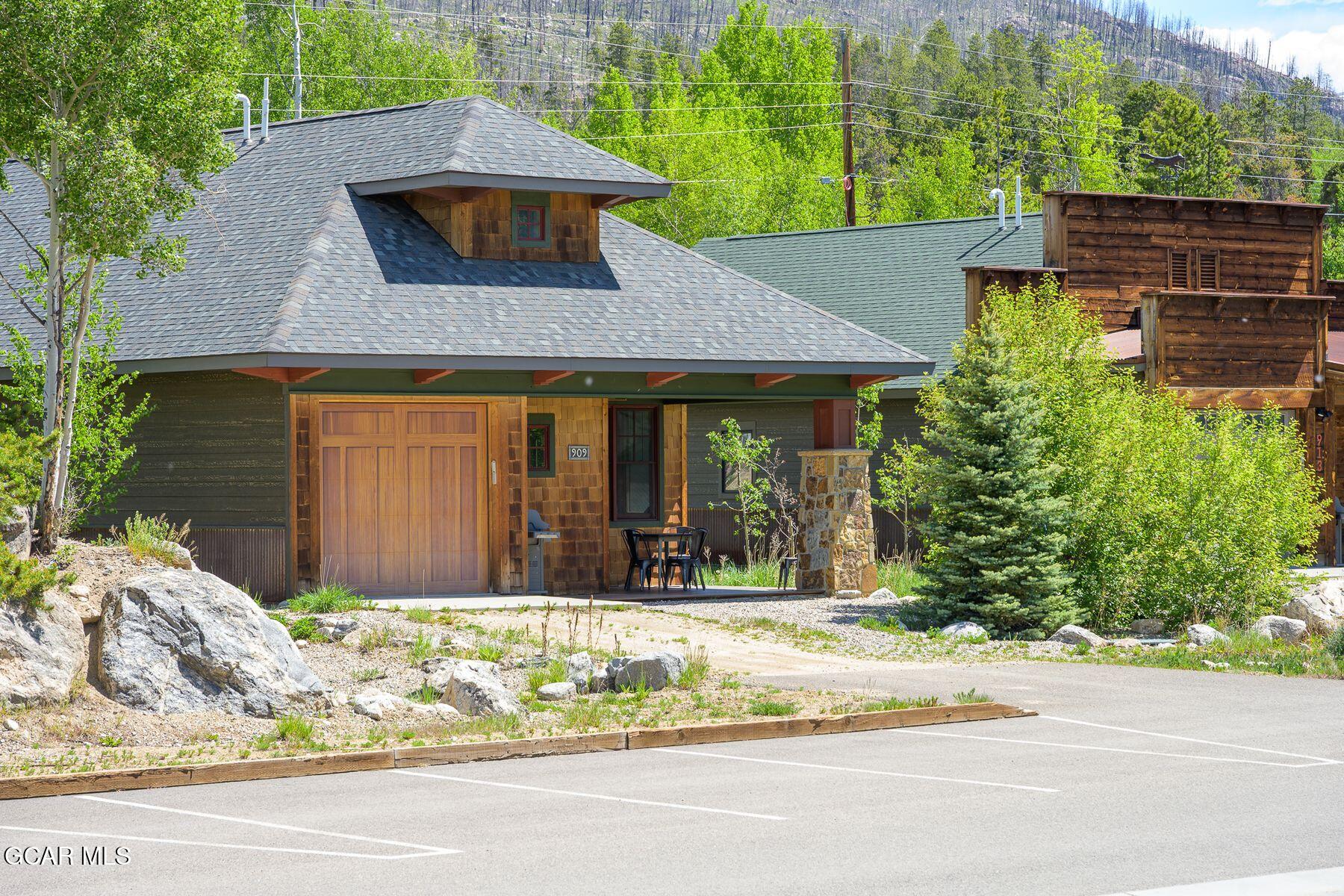 909 Park Avenue Grand Lake CO 80447