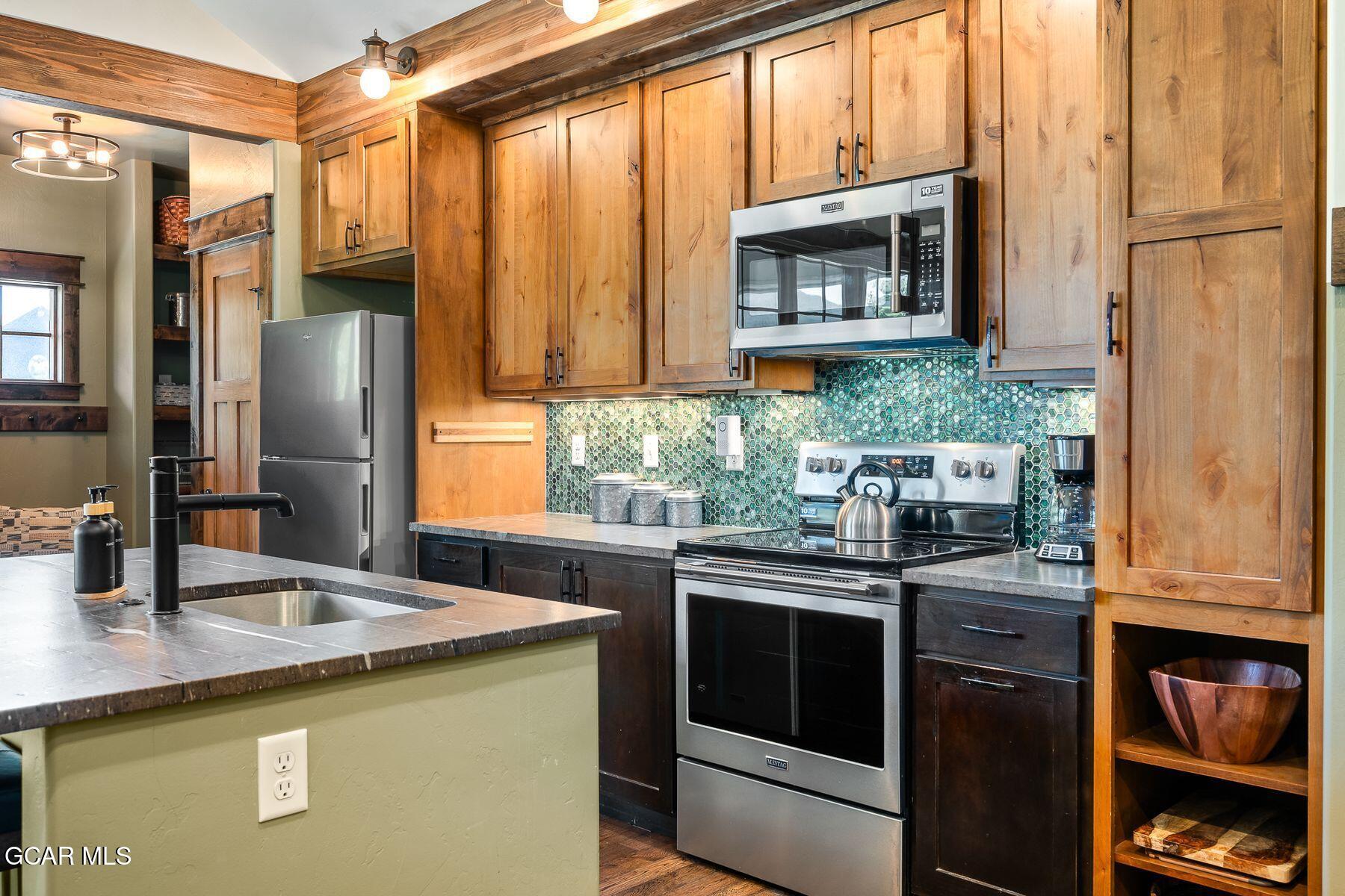 909 Park Avenue Grand Lake CO 80447