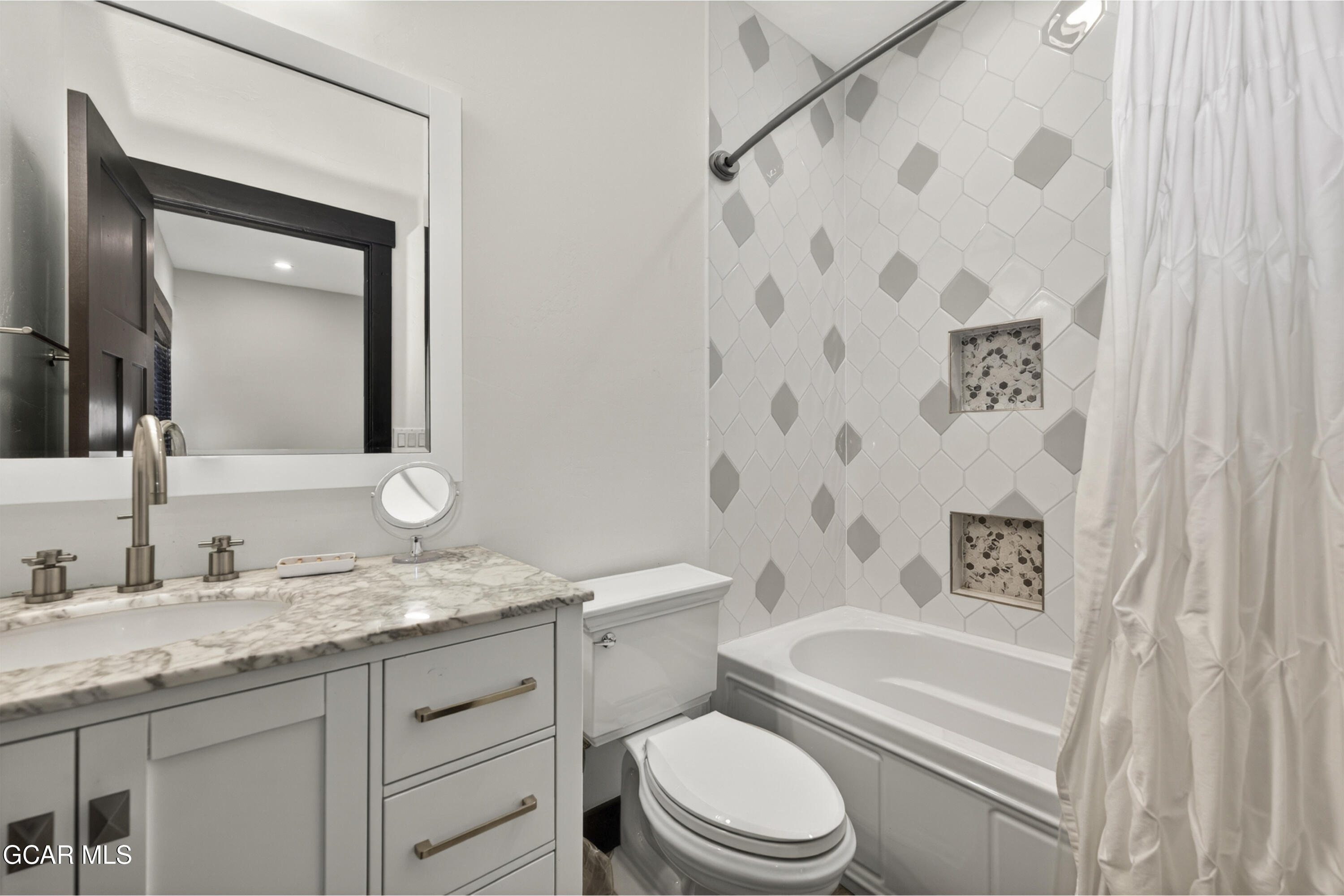 210 Quill Ct Court Fraser CO 80442