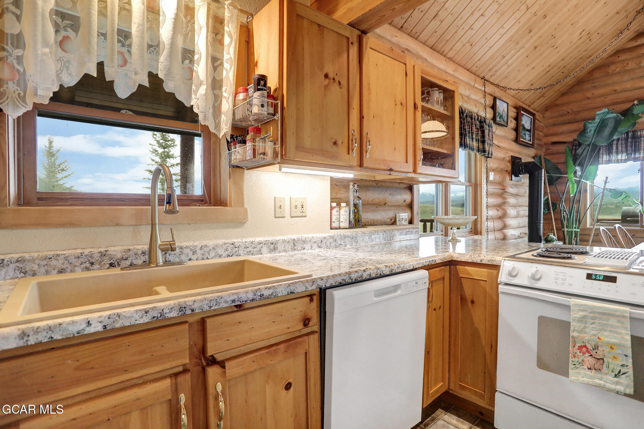 131 GCR 566 Granby CO 80446