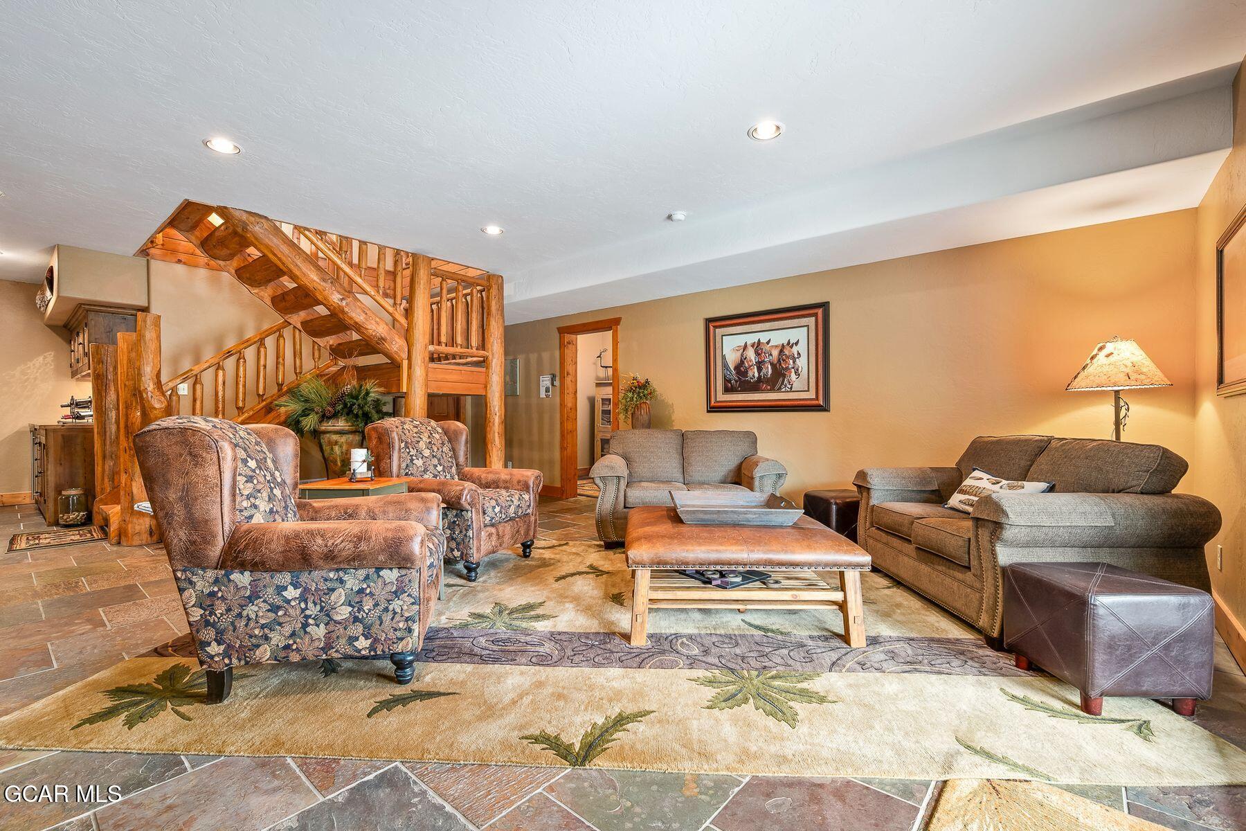 211 GCR 6428 Grand Lake CO 80447