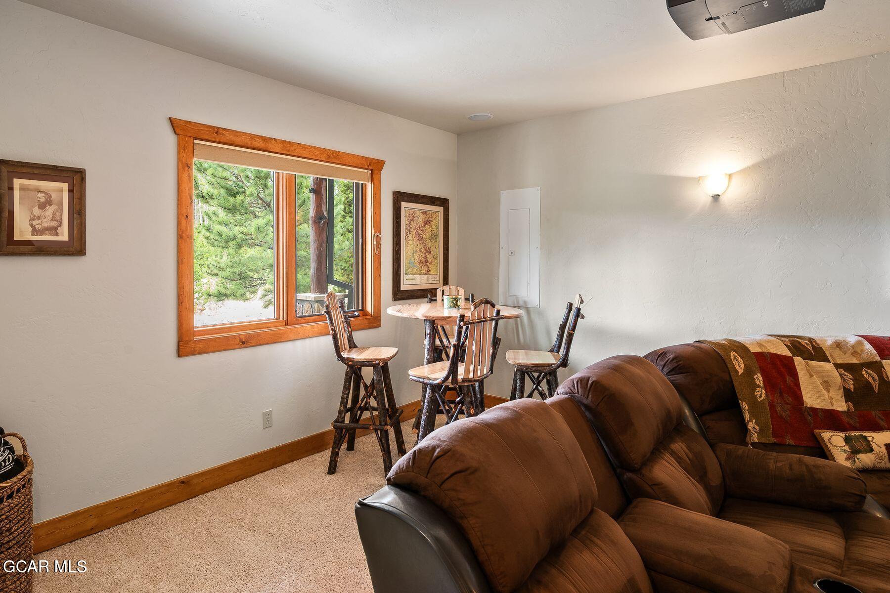 211 GCR 6428 Grand Lake CO 80447