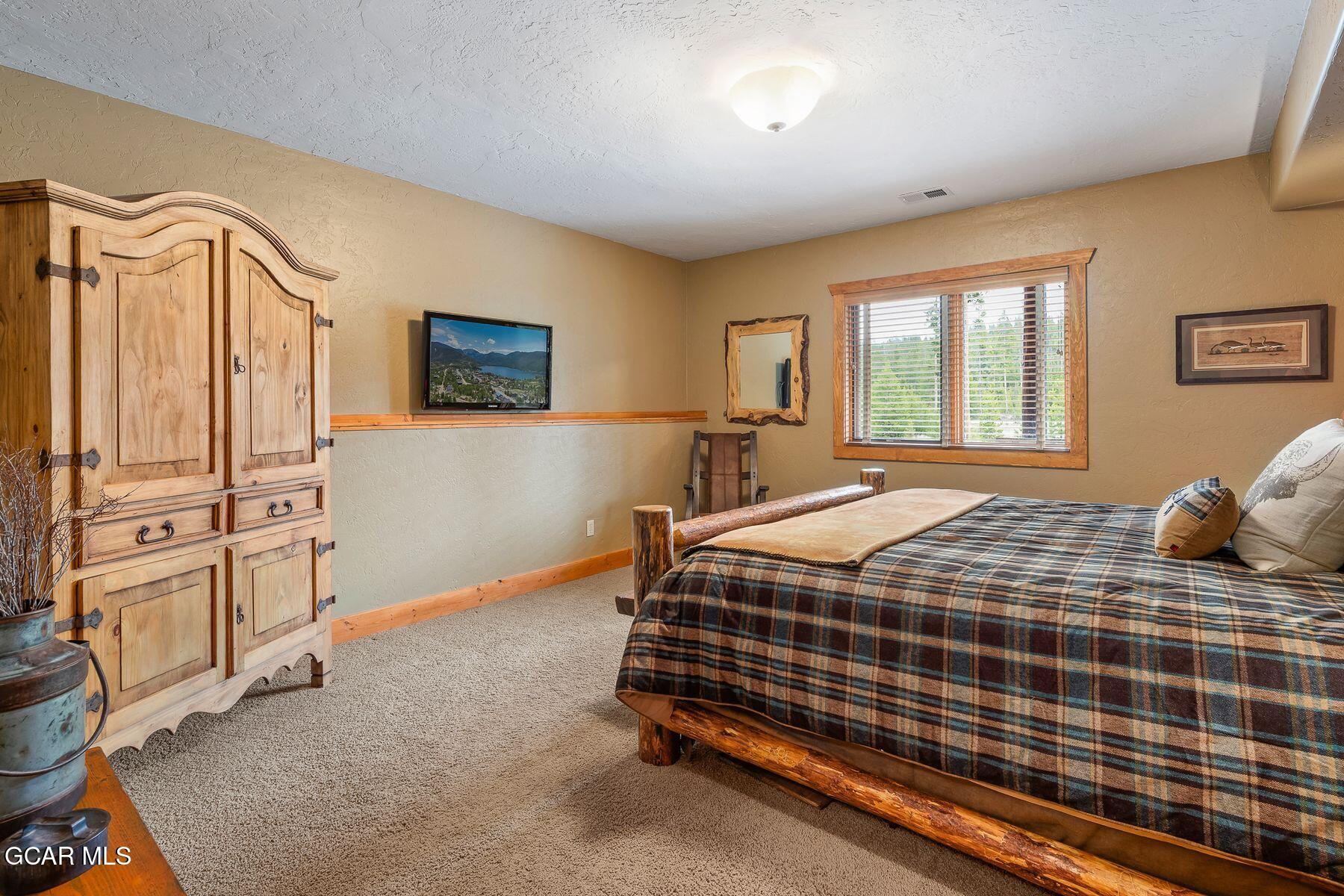 211 GCR 6428 Grand Lake CO 80447