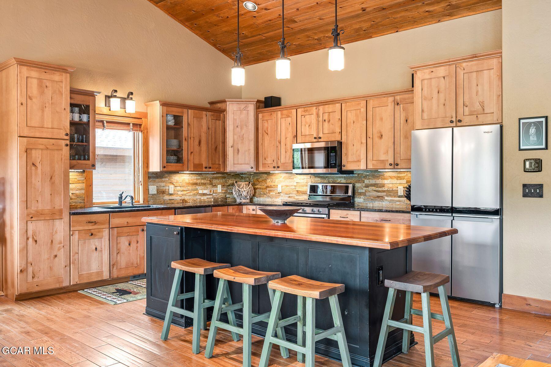 211 GCR 6428 Grand Lake CO 80447