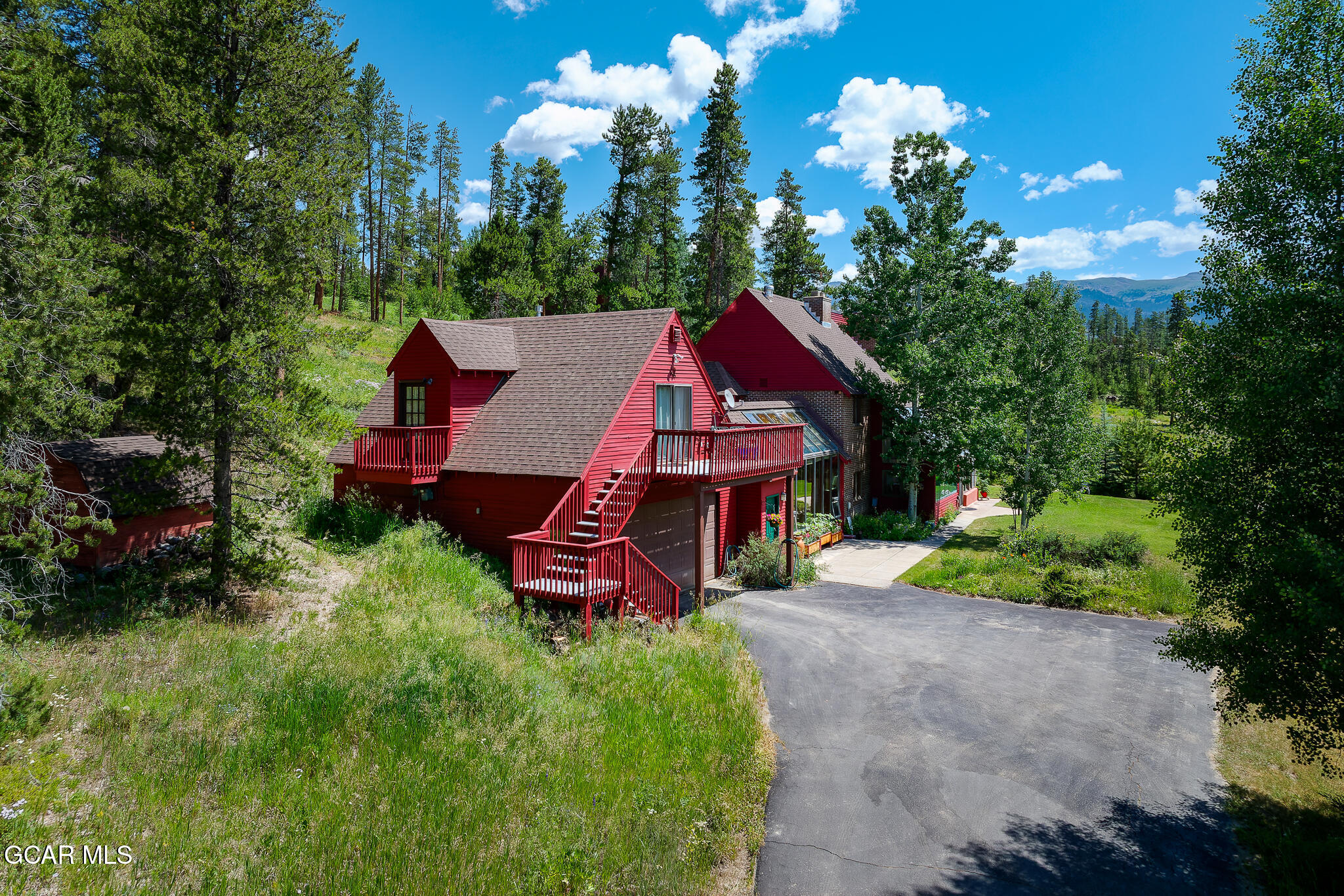 53 GCR 833 / Columbine Drive Fraser CO 80442