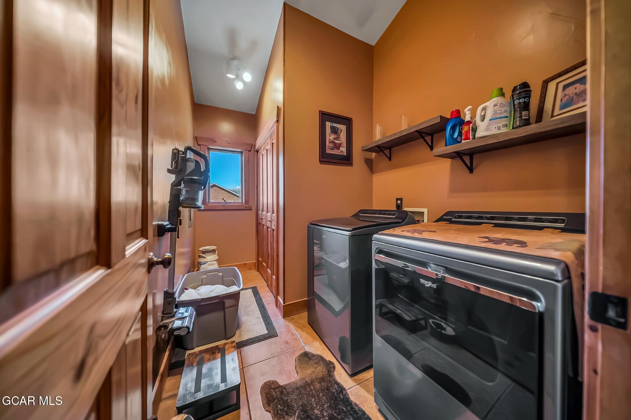 305 East Moffat Avenue Hot Sulphur Springs CO 80451
