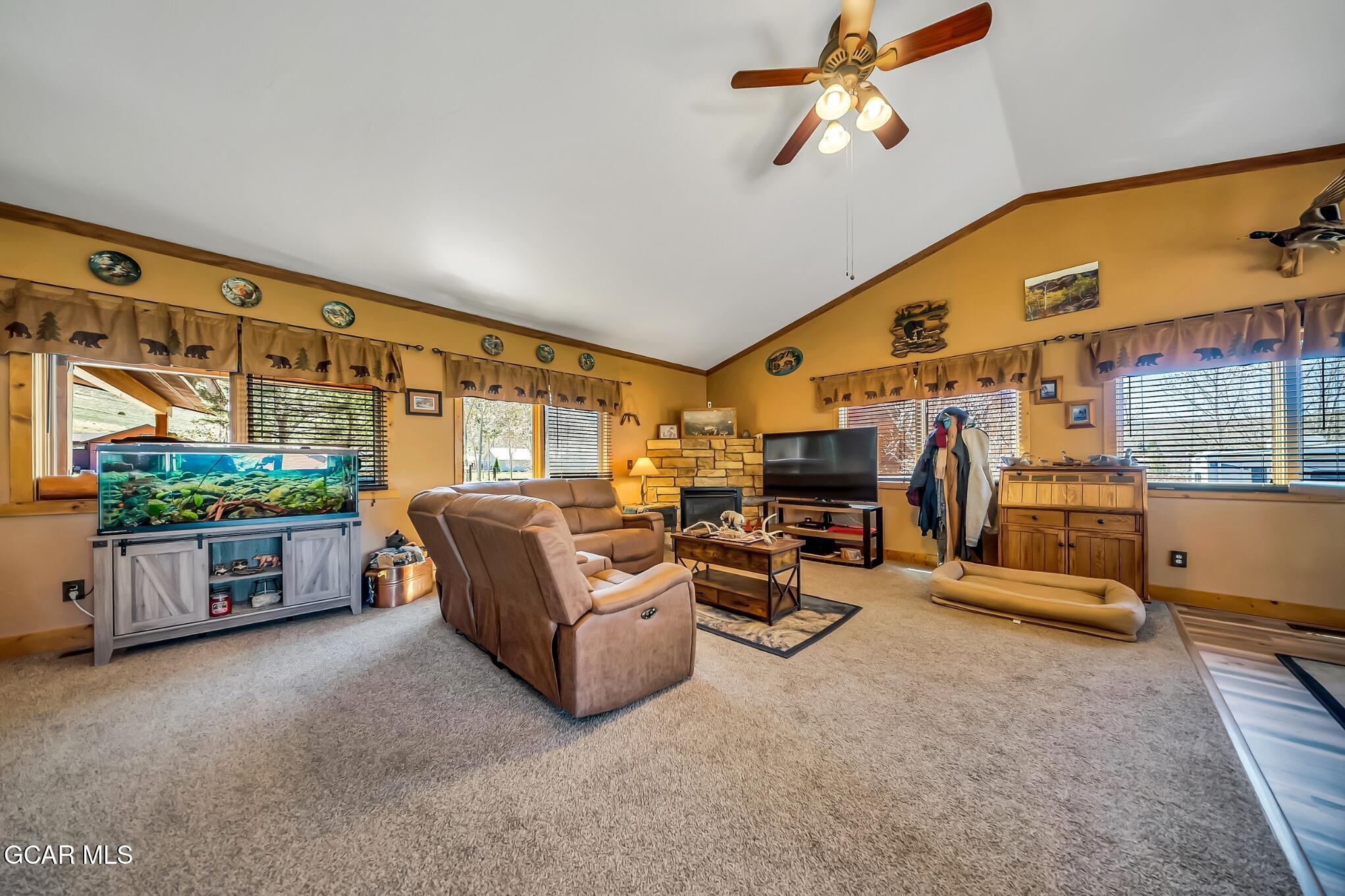 305 East Moffat Avenue Hot Sulphur Springs CO 80451