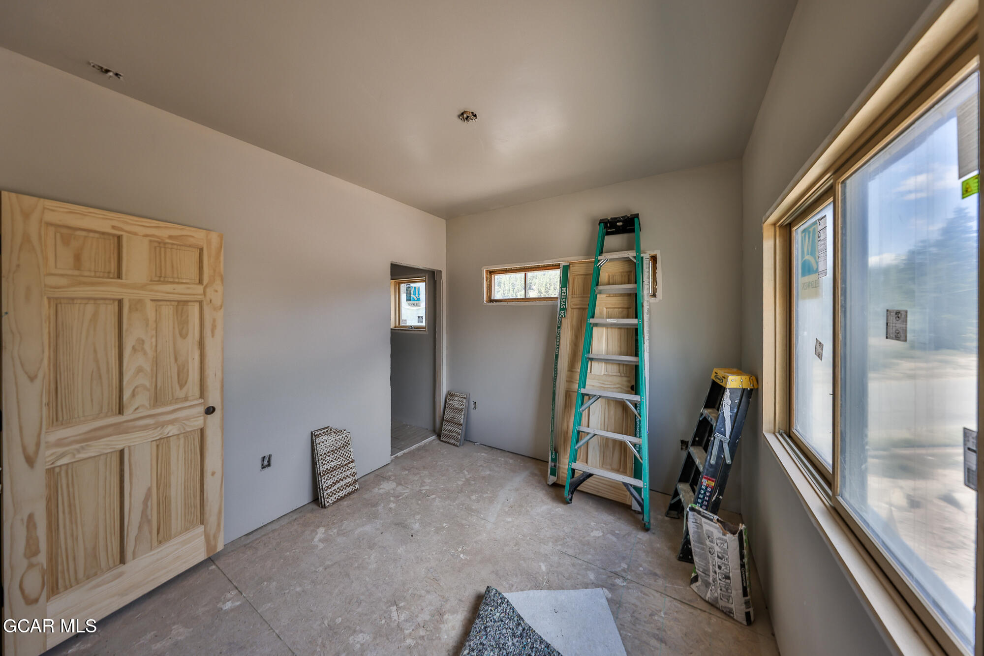 32 GCR 4034 Grand Lake CO 80447