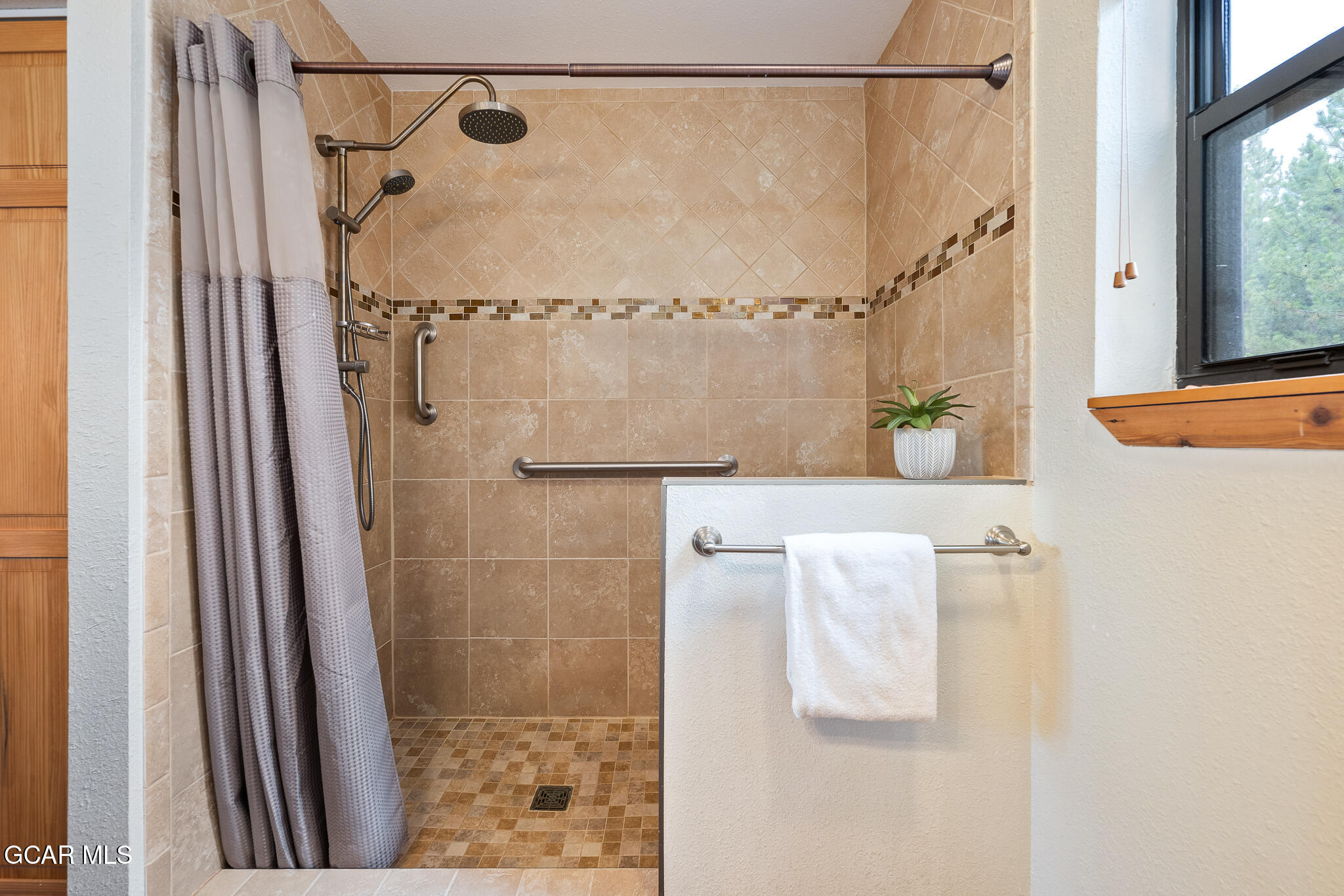 73 GCR 6529 Grand Lake CO 80447