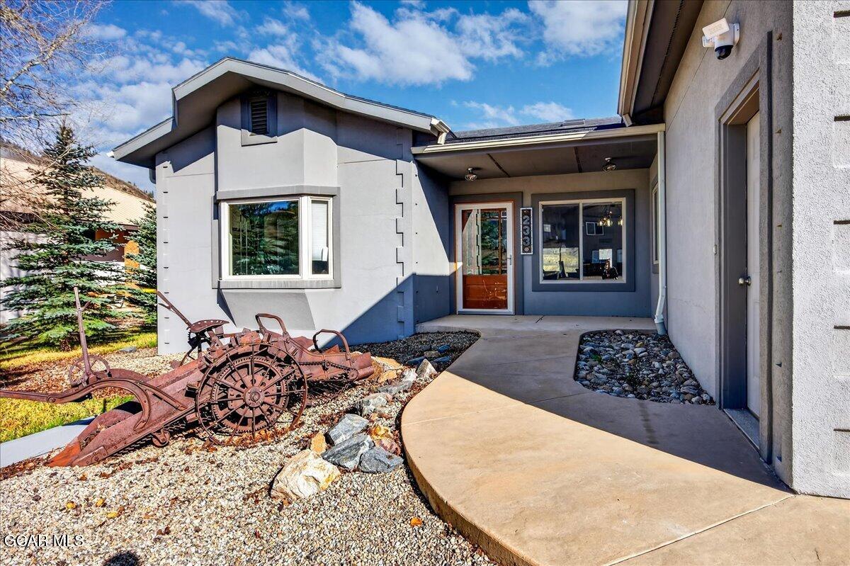 233 East Nevava Street Hot Sulphur Springs CO 80451