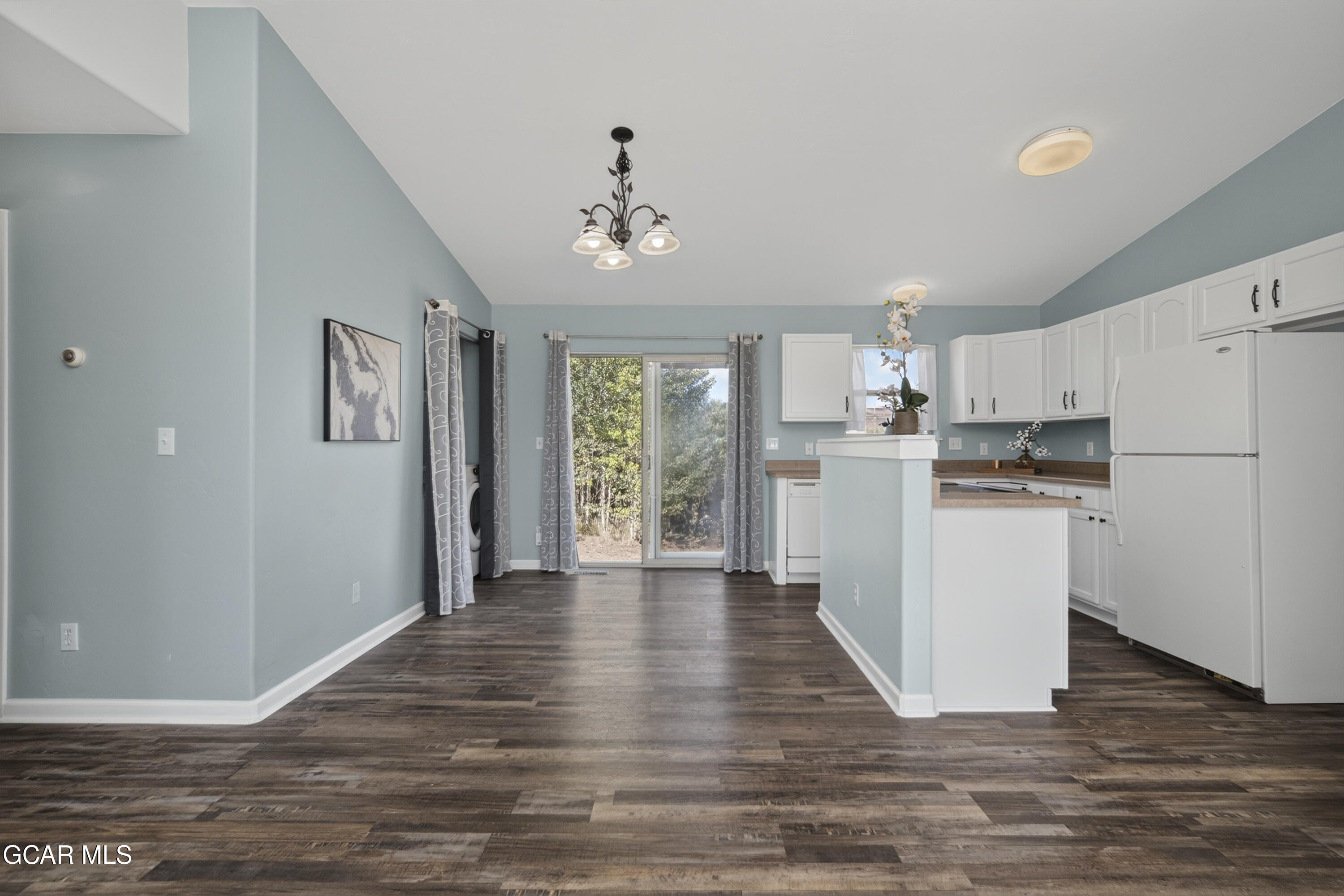 416 East Cedar Avenue Hot Sulphur Springs CO 80451