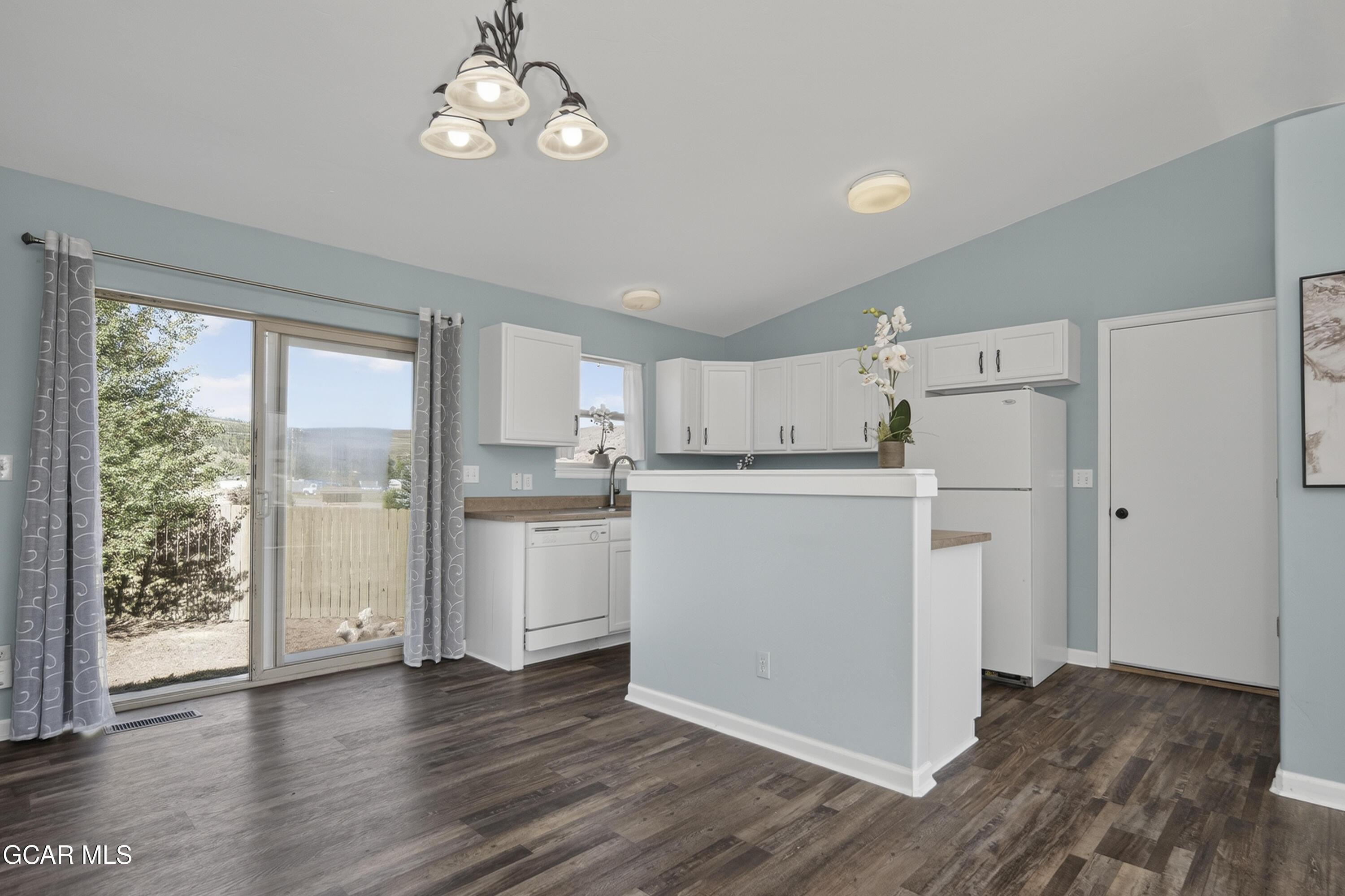 416 East Cedar Avenue Hot Sulphur Springs CO 80451