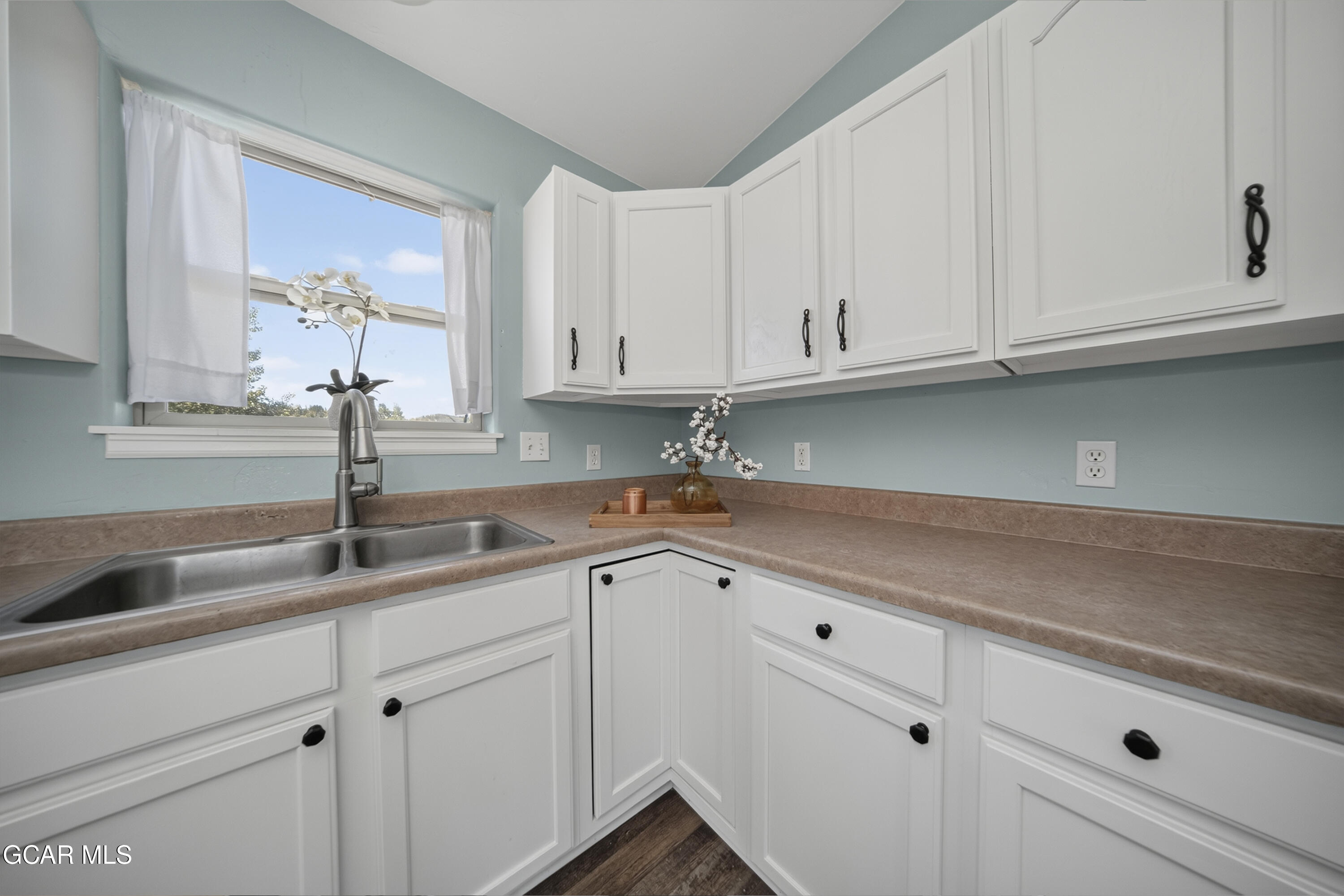 416 East Cedar Avenue Hot Sulphur Springs CO 80451