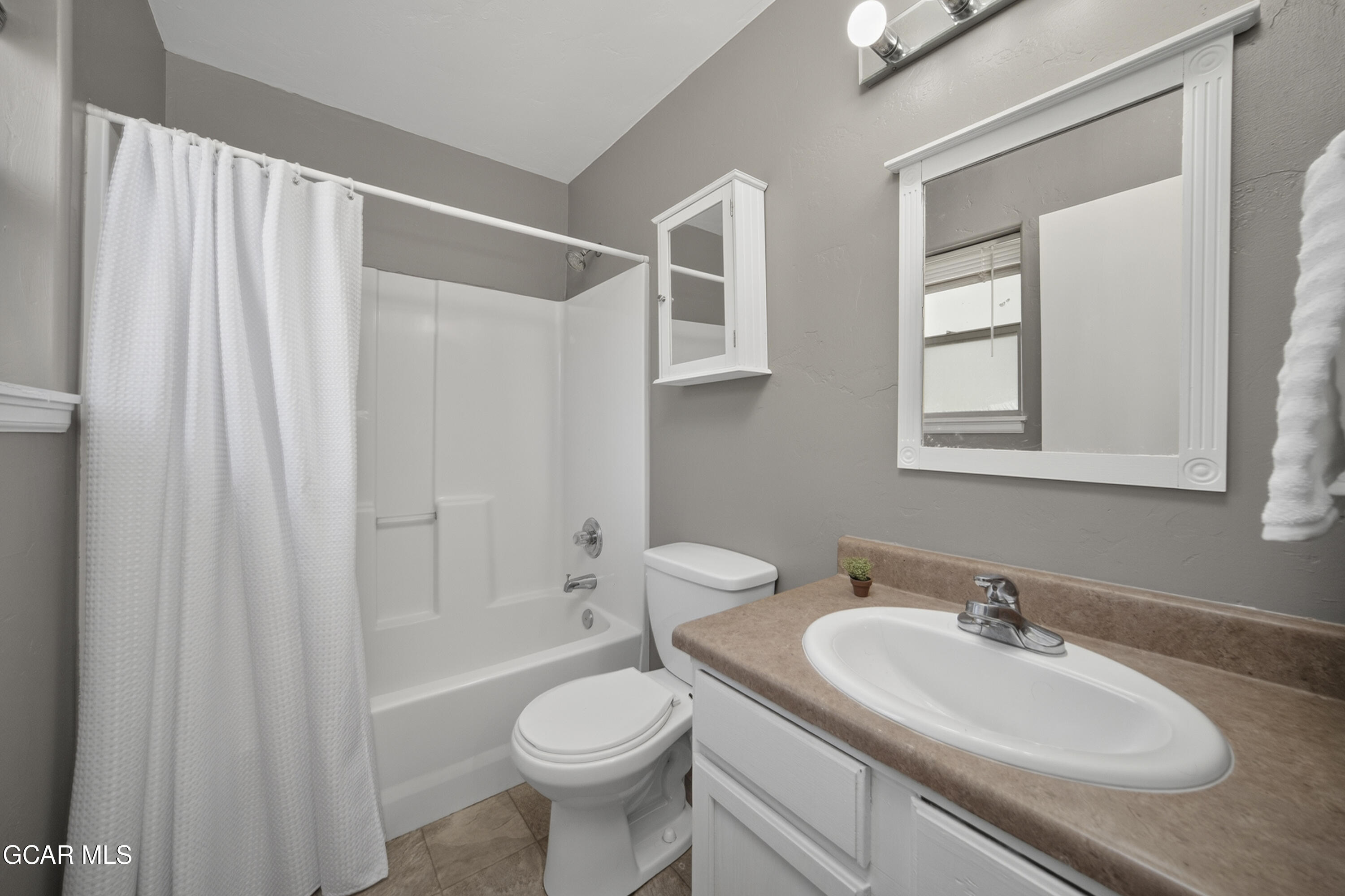 416 East Cedar Avenue Hot Sulphur Springs CO 80451