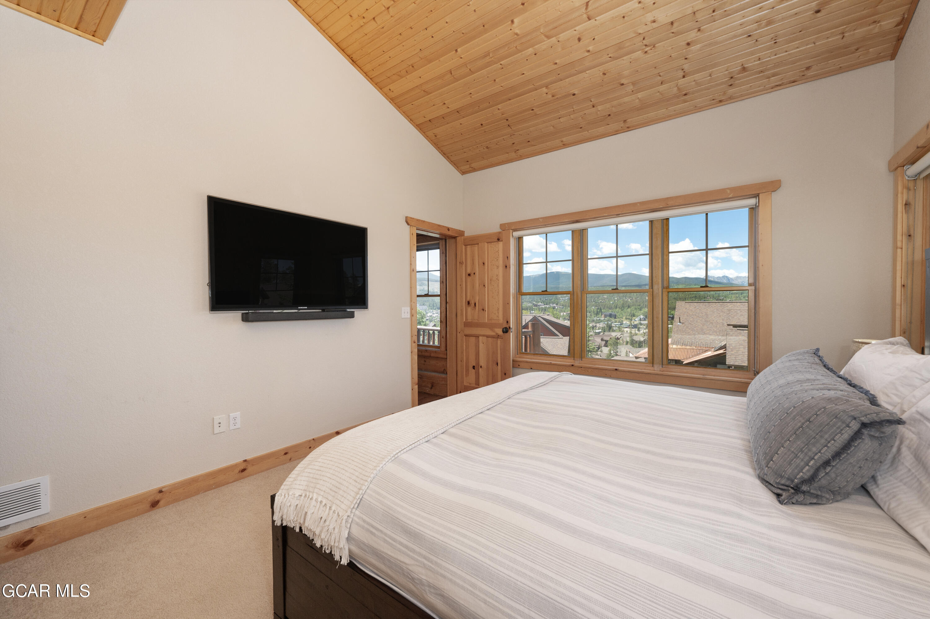 60 Campfire Fraser CO 80442