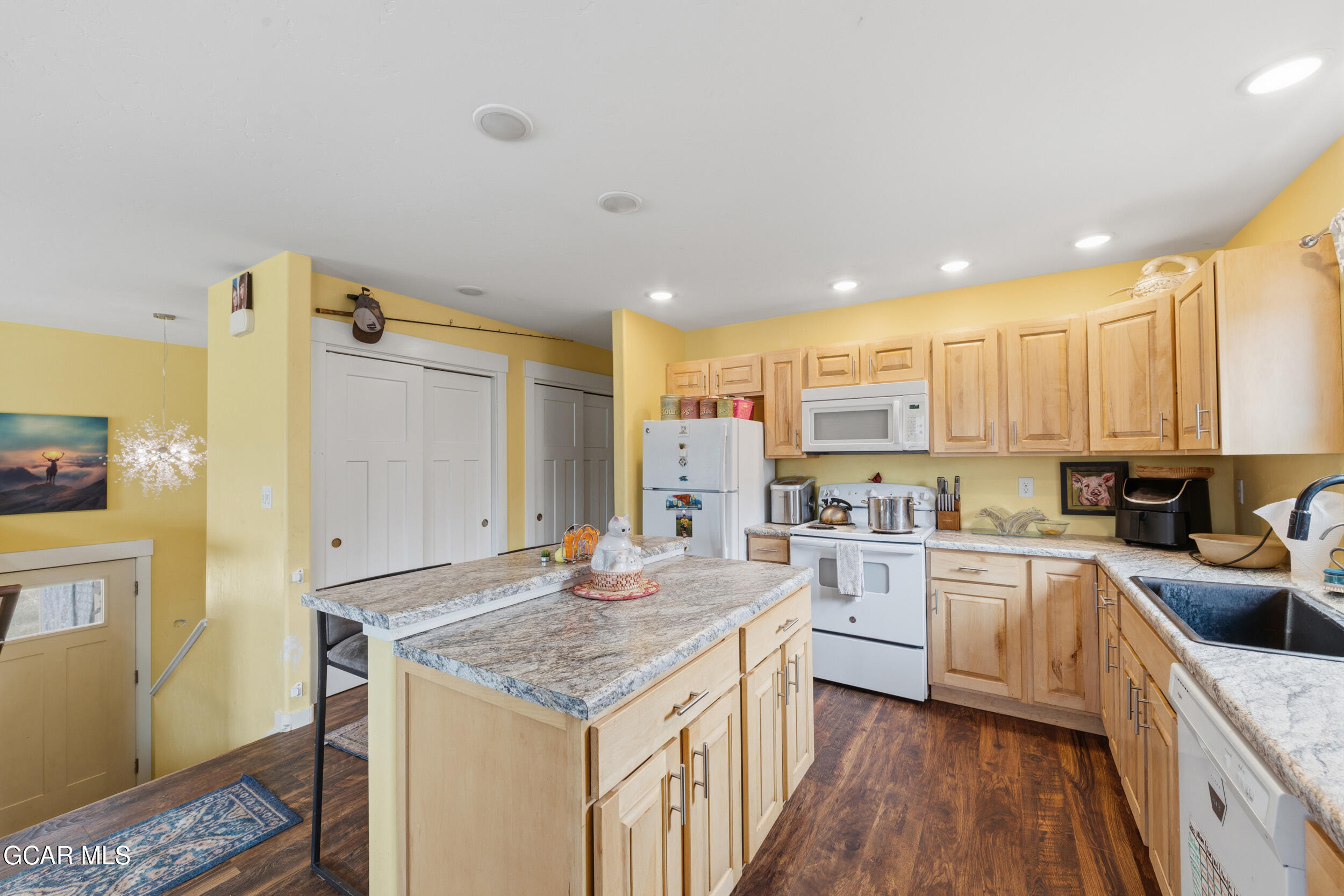 280 Nevava Street Hot Sulphur Springs CO 80451