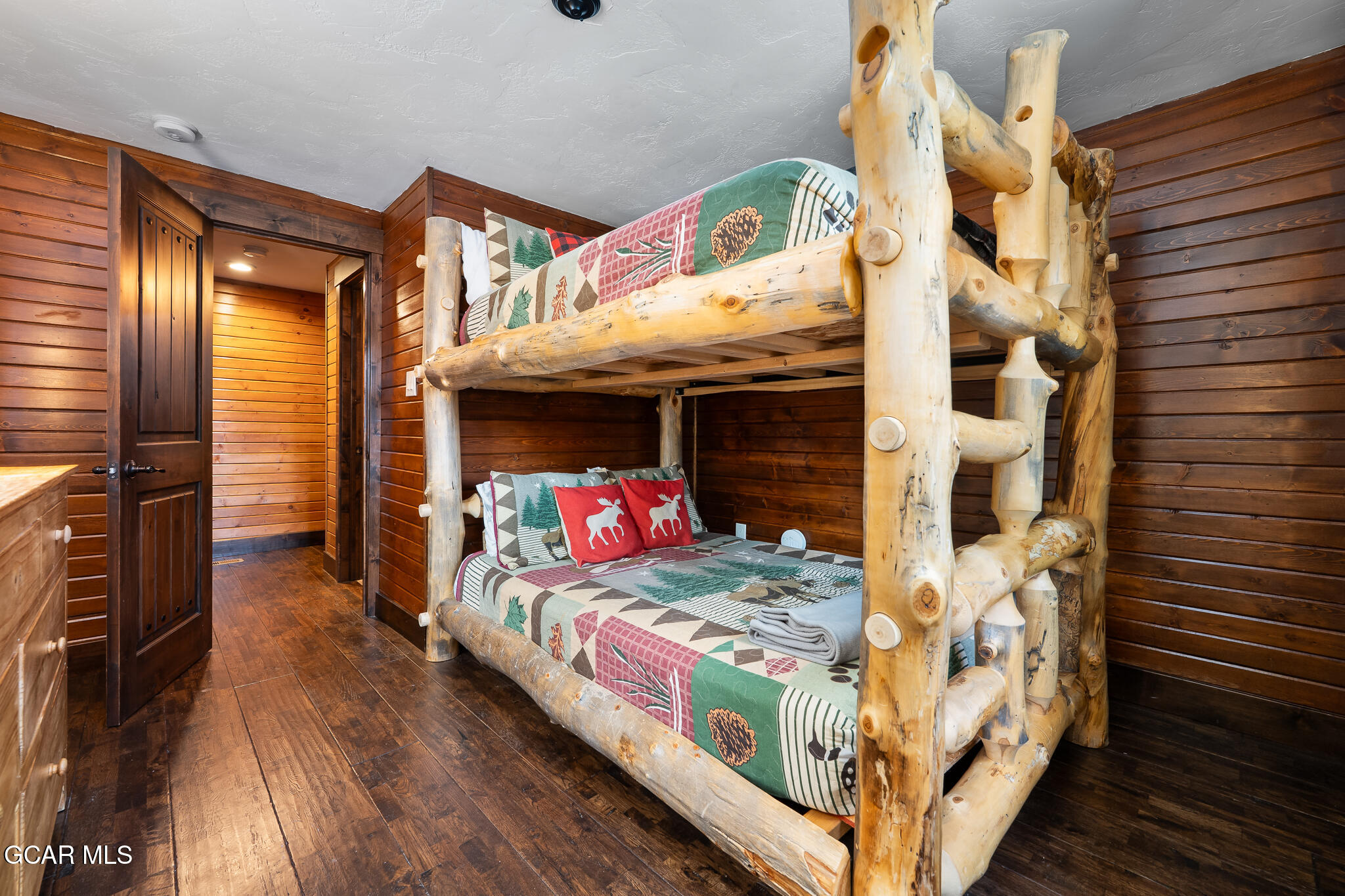 85 Grc 4431 Grand Lake CO 80447