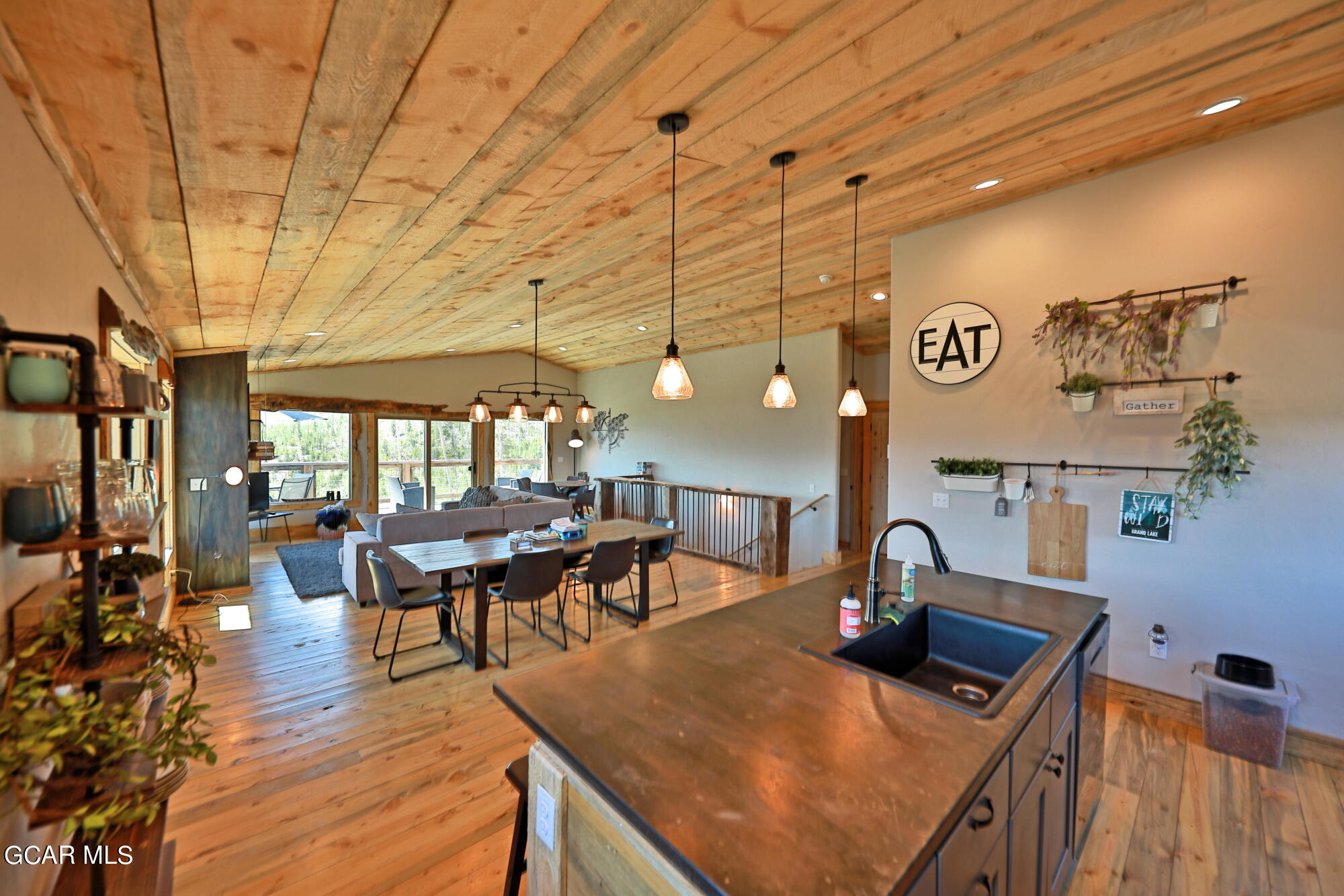 56 GCR 4035 Grand Lake CO 80447