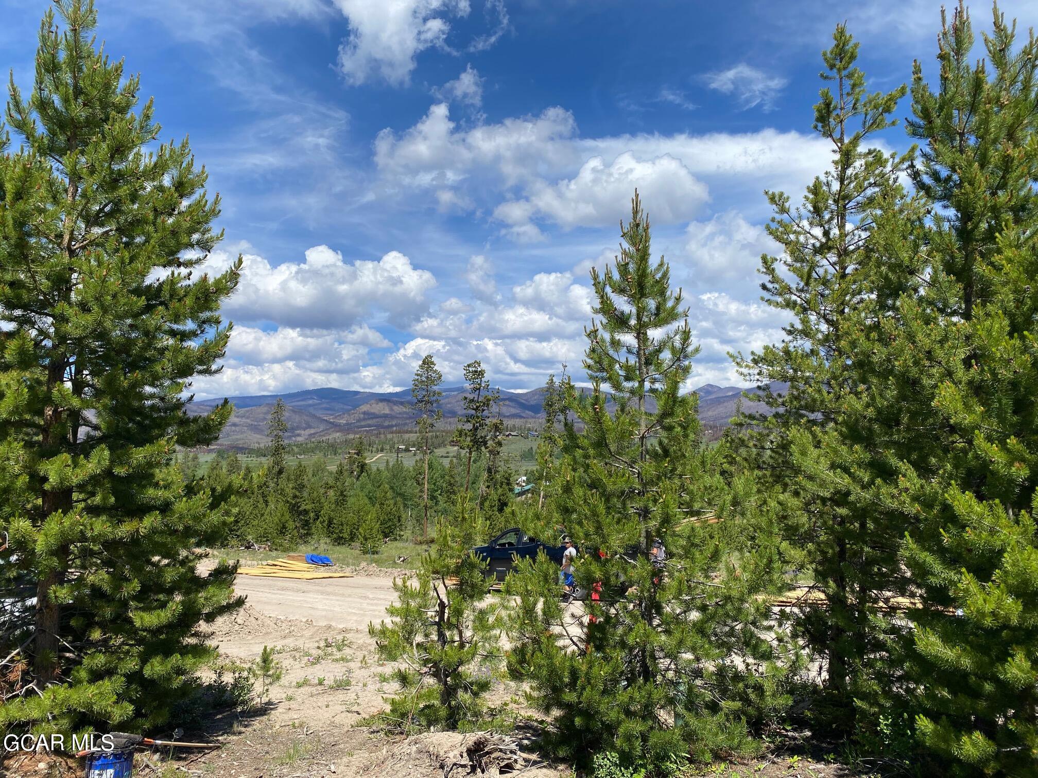 56 GCR 4035 Grand Lake CO 80447