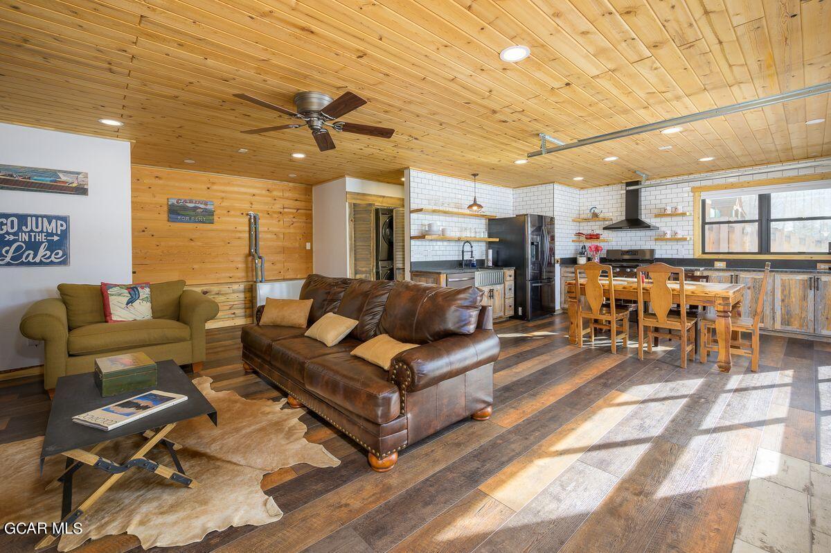 102 Edgewater Drive Granby CO 80446