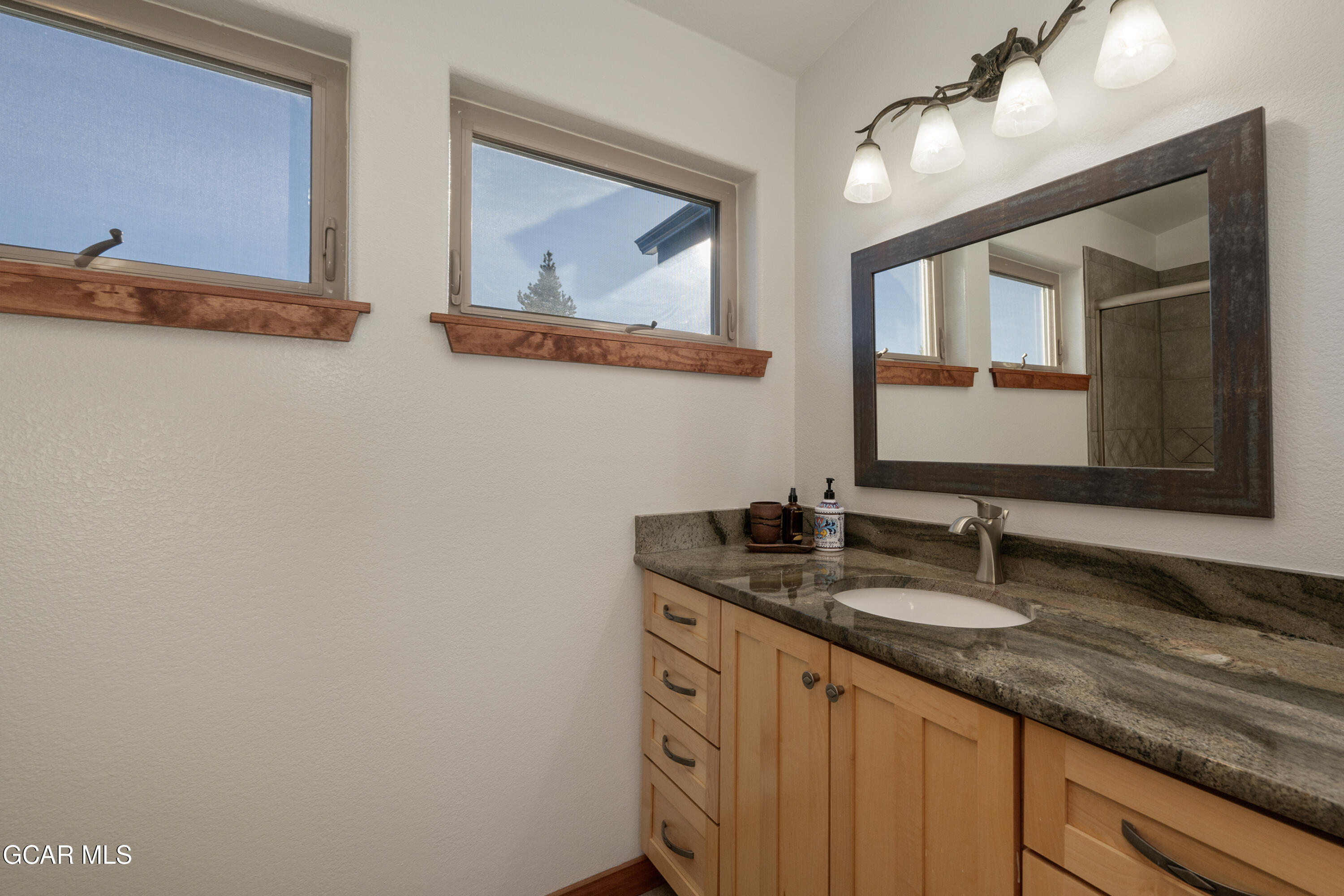 292 GCR 541 Granby CO 80446