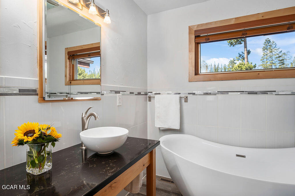 18 GCR 4435 Grand Lake CO 80447