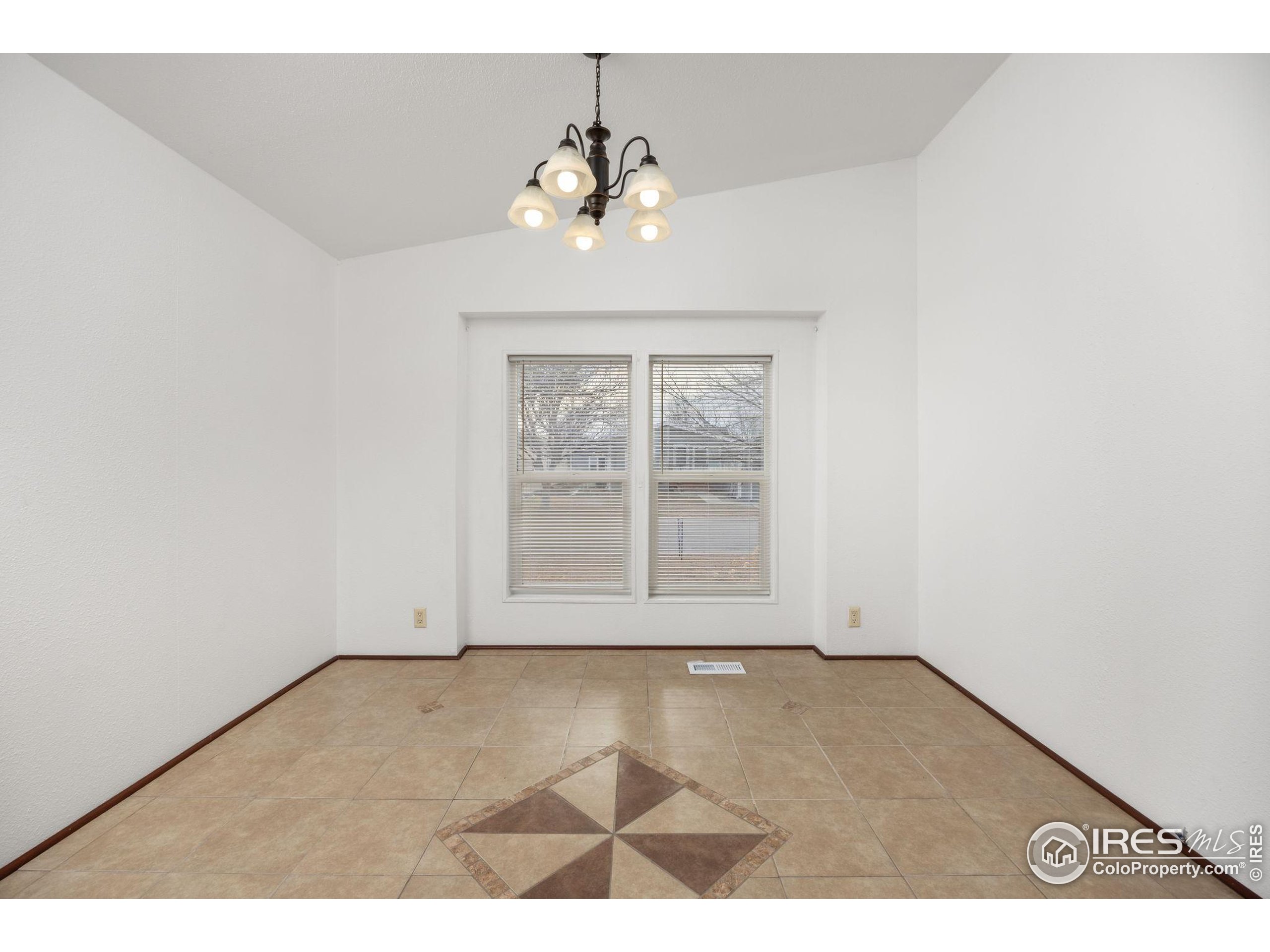 3291 Mammoth Longmont CO 80504