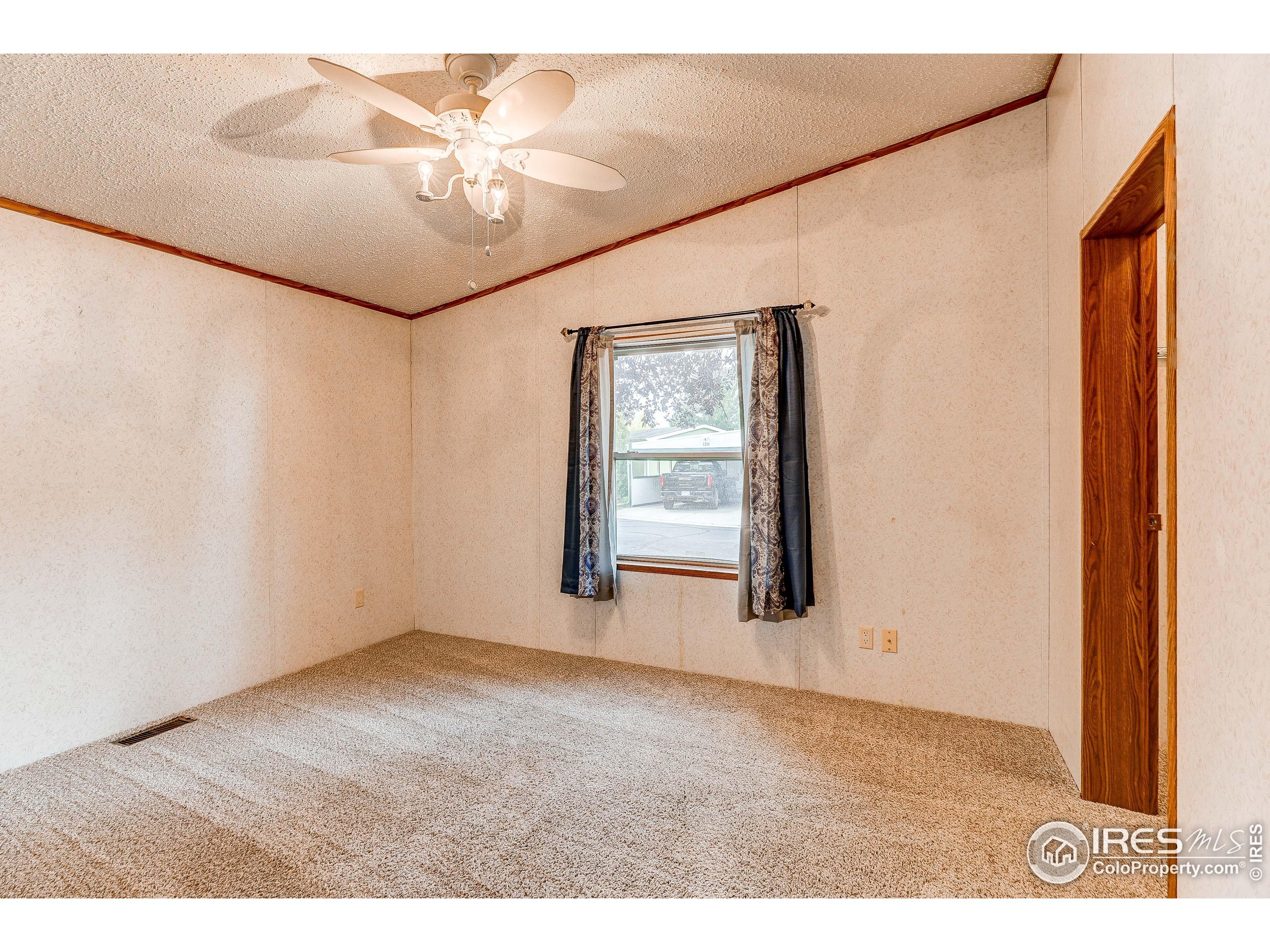 1234 Limestone Avenue Loveland CO 80537