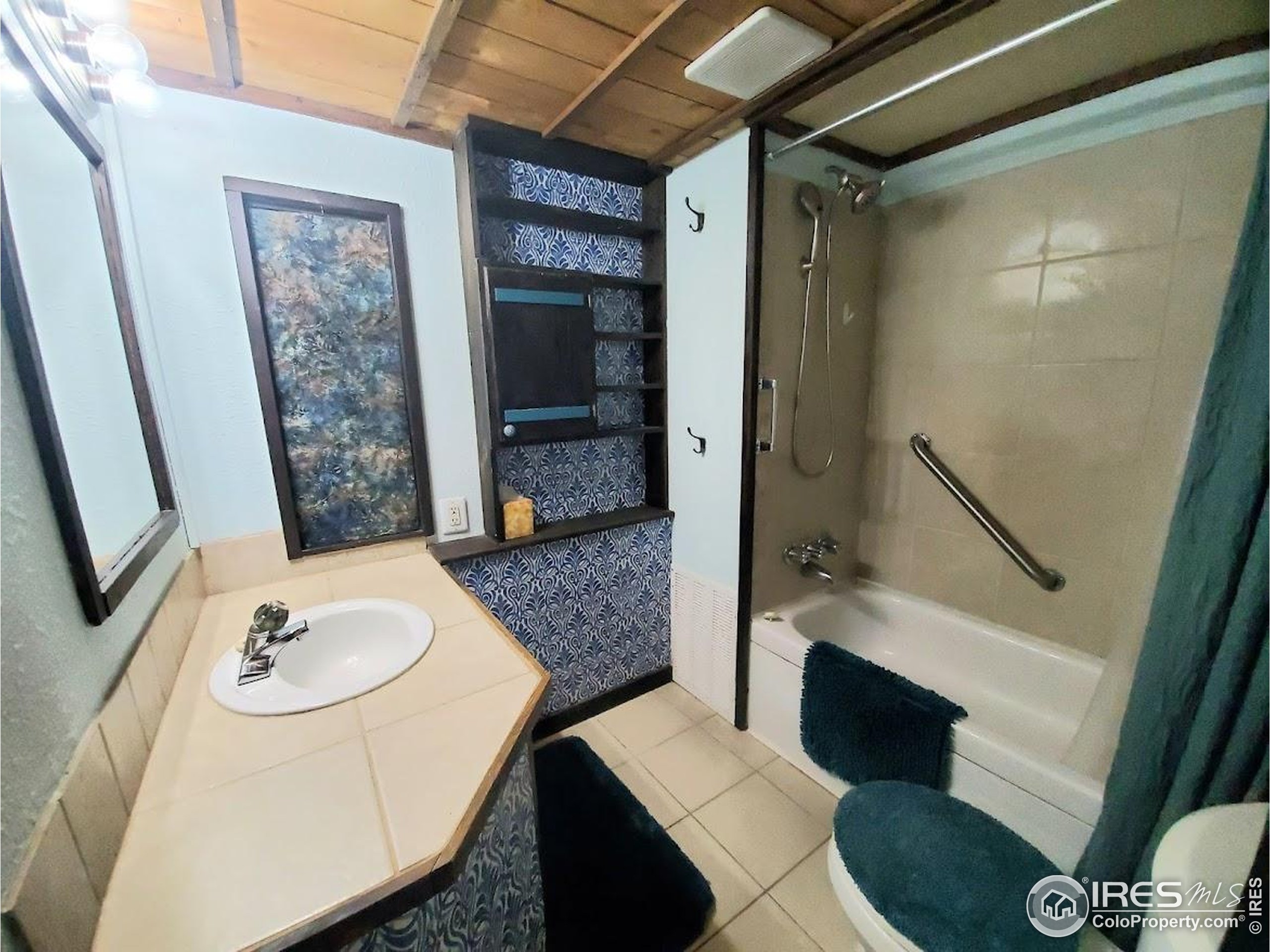 221 W 57th Street Loveland CO 80538