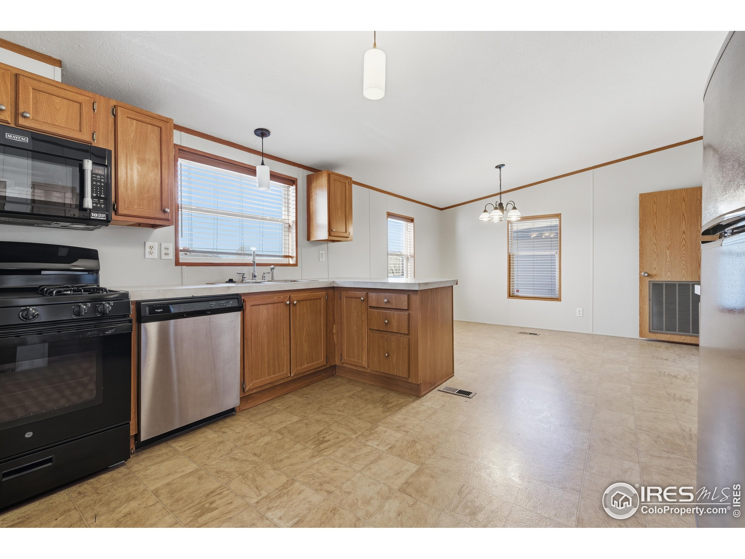 3301 Coyote Lane Evans CO 80620