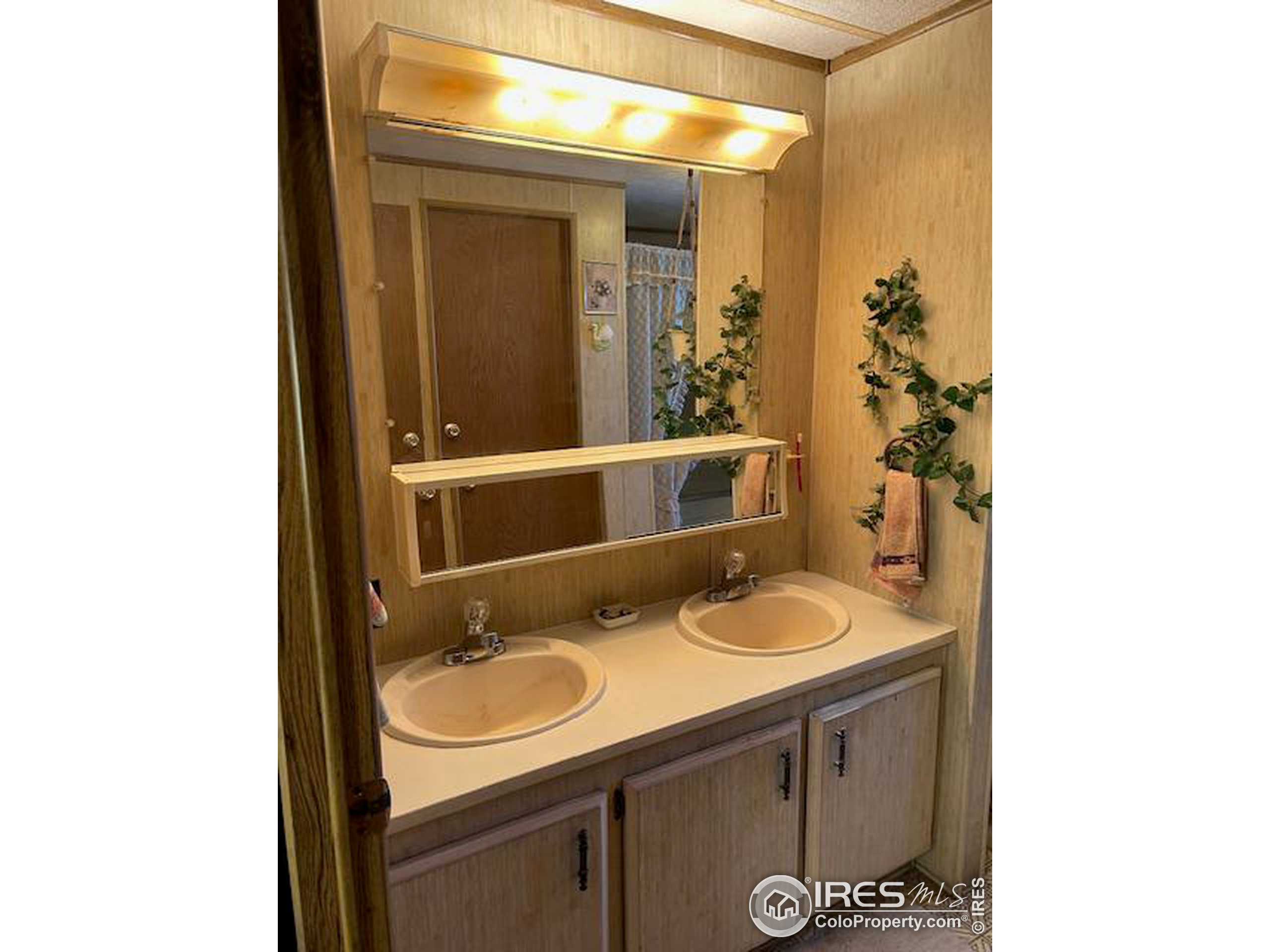 2551 W 92nd Avenue Denver CO 80260