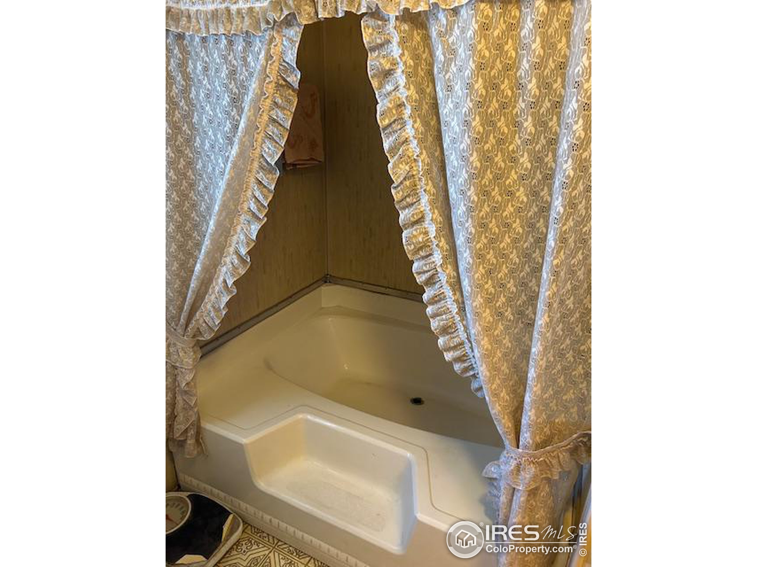 2551 W 92nd Avenue Denver CO 80260