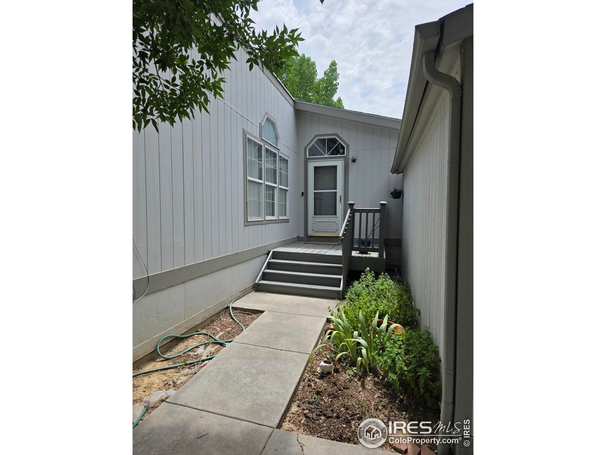 3420 Black Hills Longmont CO 80504