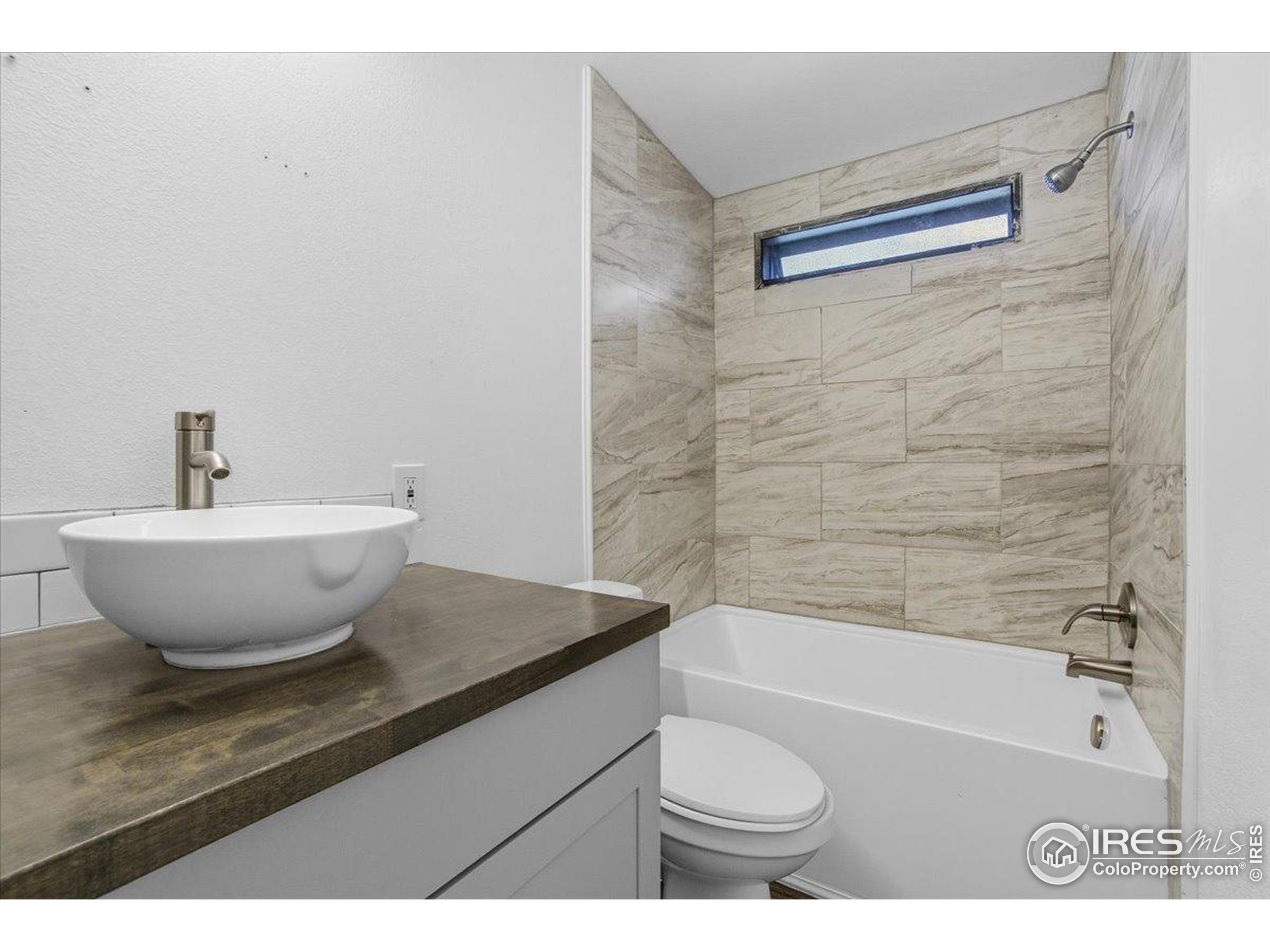 218 Grape Street Hudson CO 80642