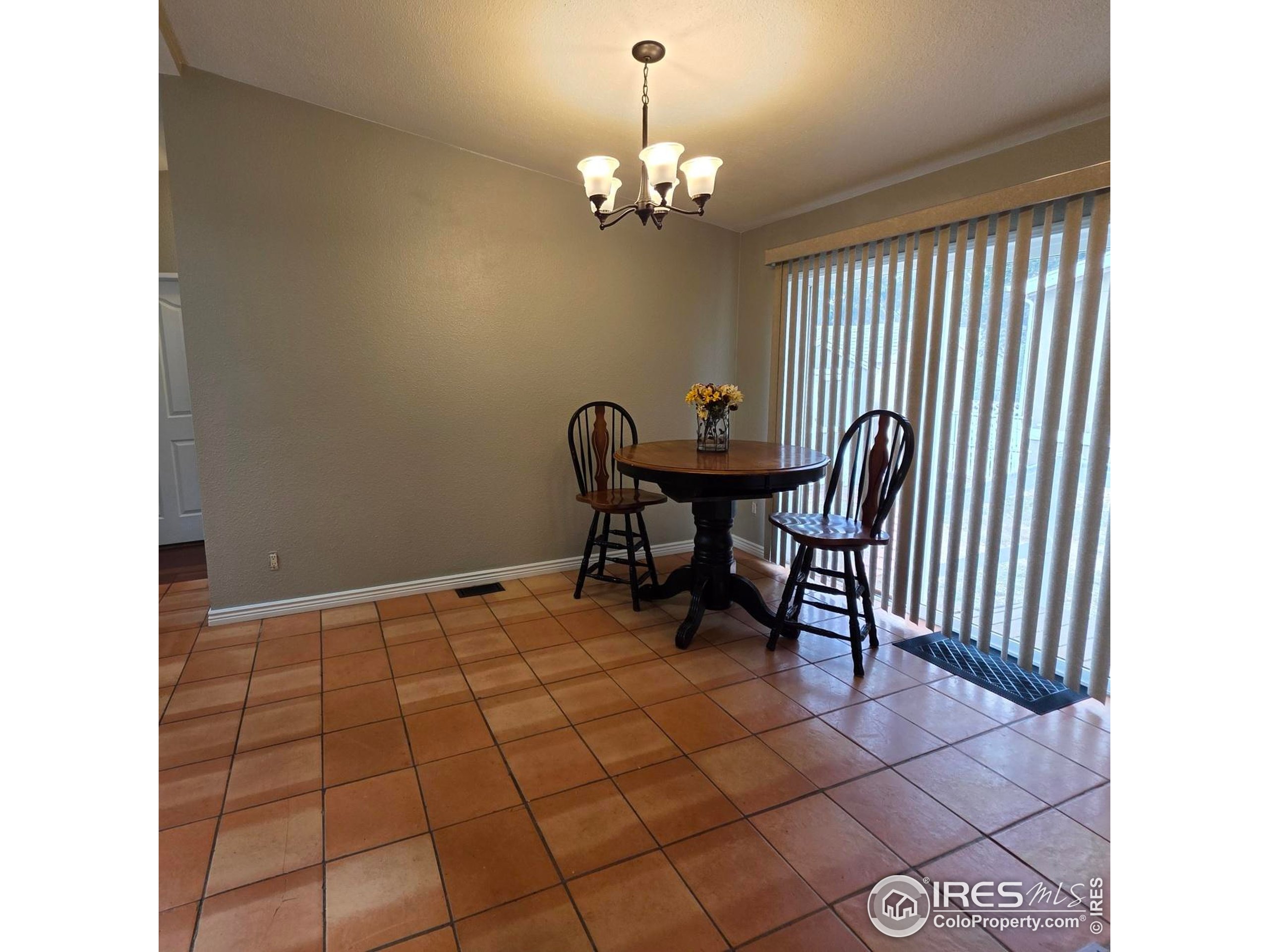 3272 N Rim Longmont CO 80504