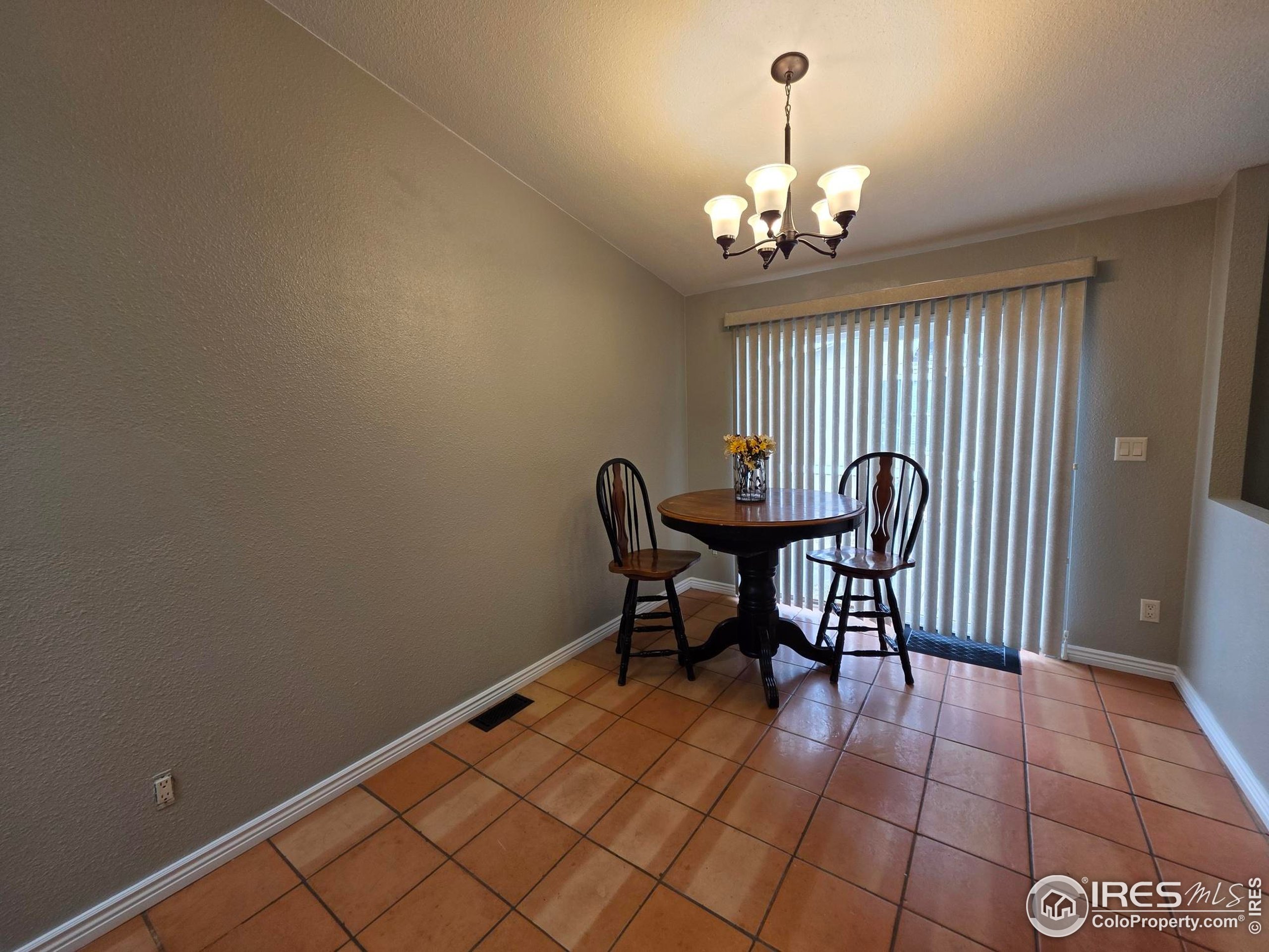 3272 N Rim Longmont CO 80504