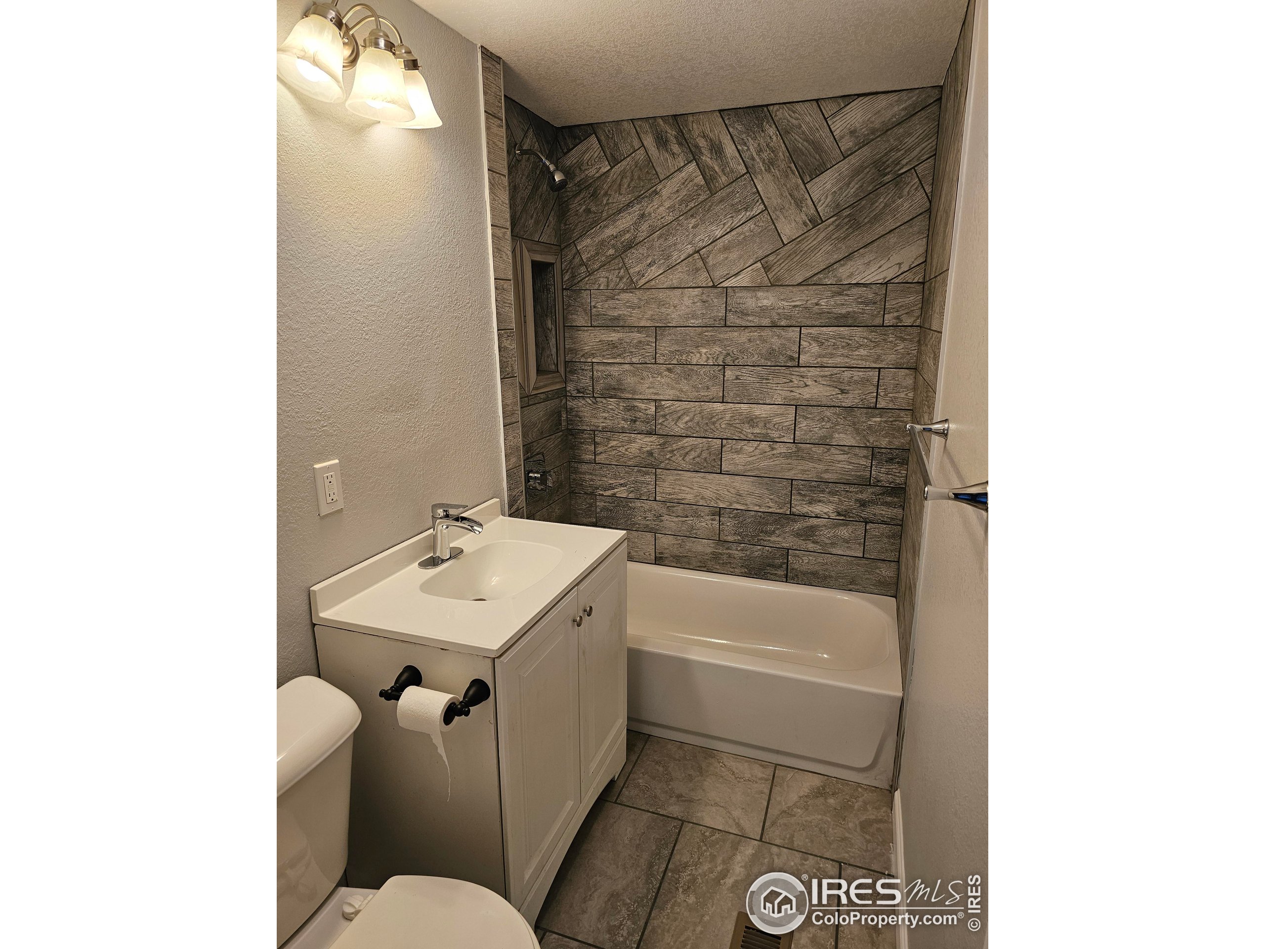 1123 Kings Court Sterling CO 80751