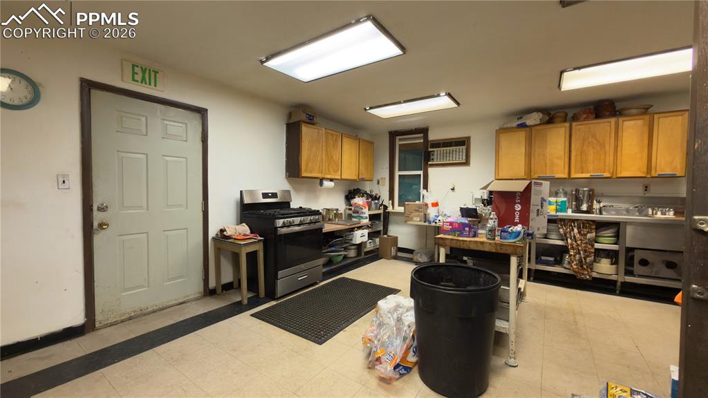 664 2nd Avenue Deer Trail CO 80105