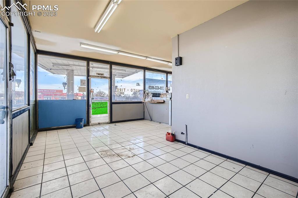 404 S Circle Drive Colorado Springs CO 80910