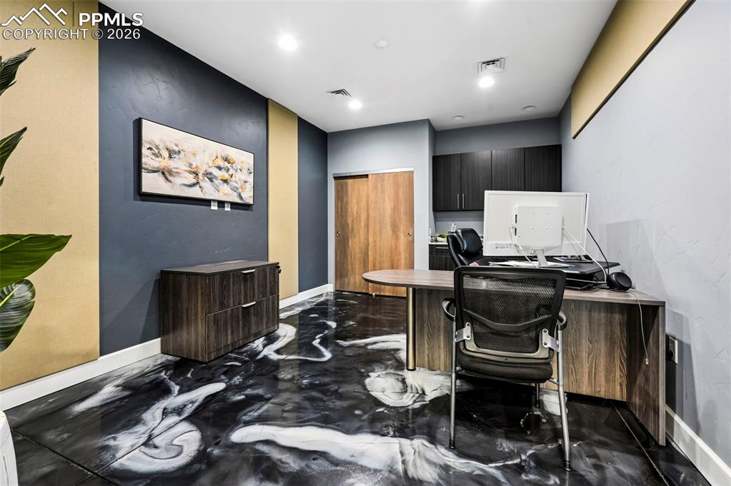 7302 Cole View Colorado Springs CO 80915